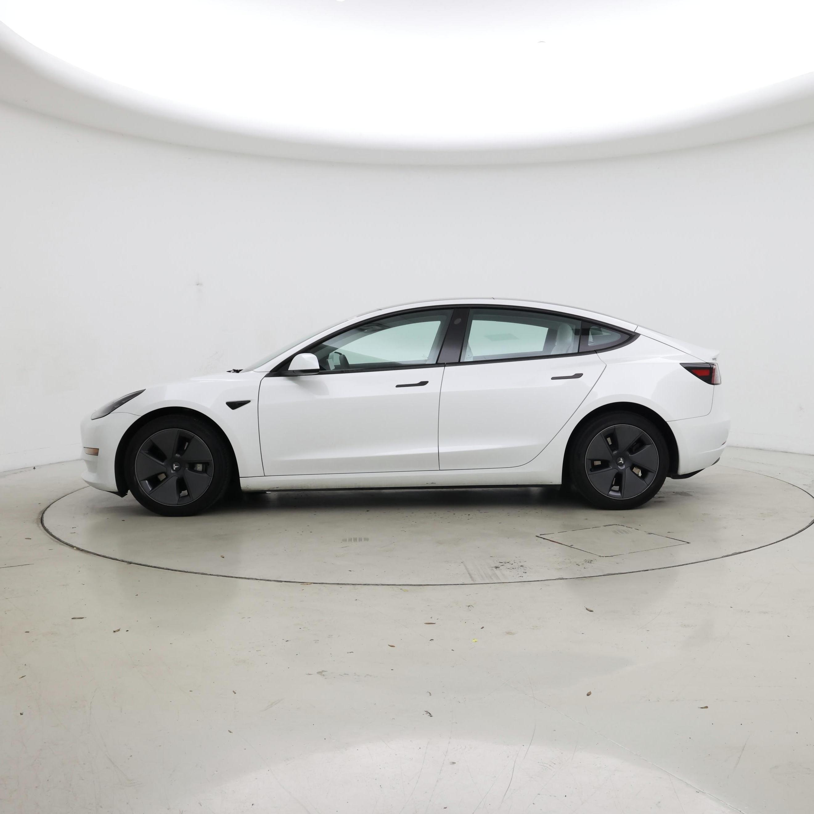 Thumbnail: 2023 Tesla Model 3 - 3