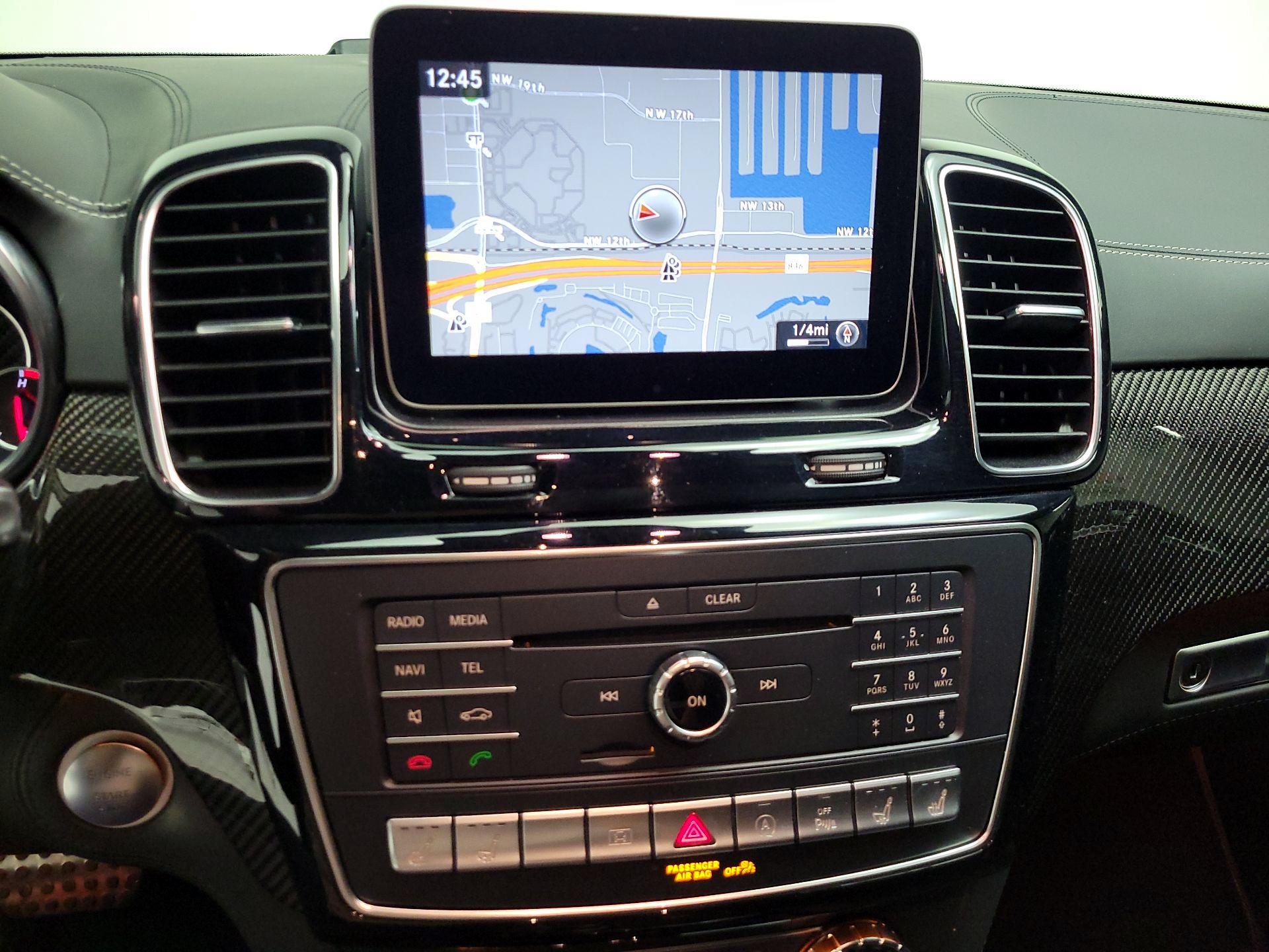 Thumbnail: 2018 Mercedes-Benz GL-Class - 14