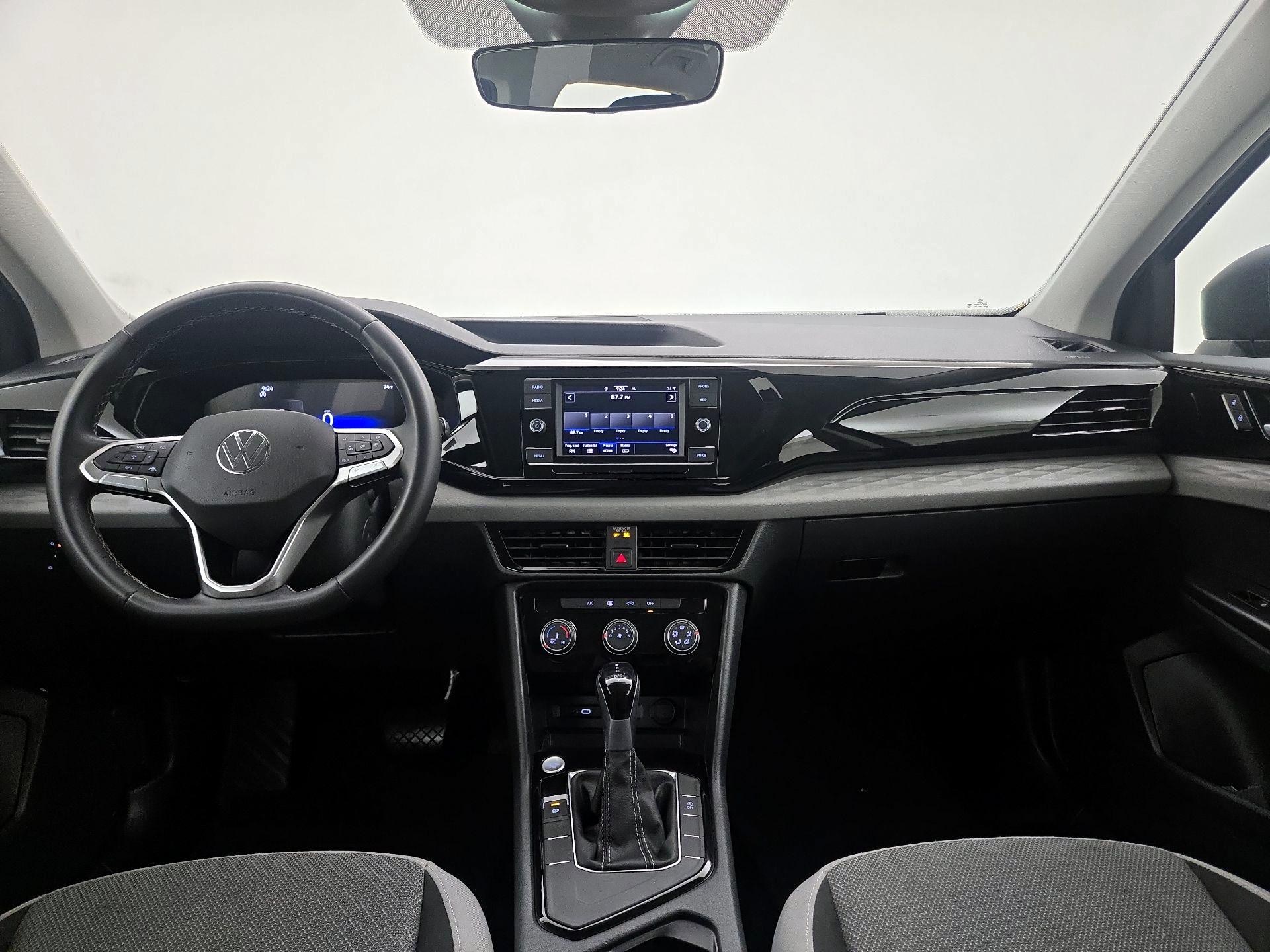 Thumbnail: 2023 Volkswagen Taos - 9