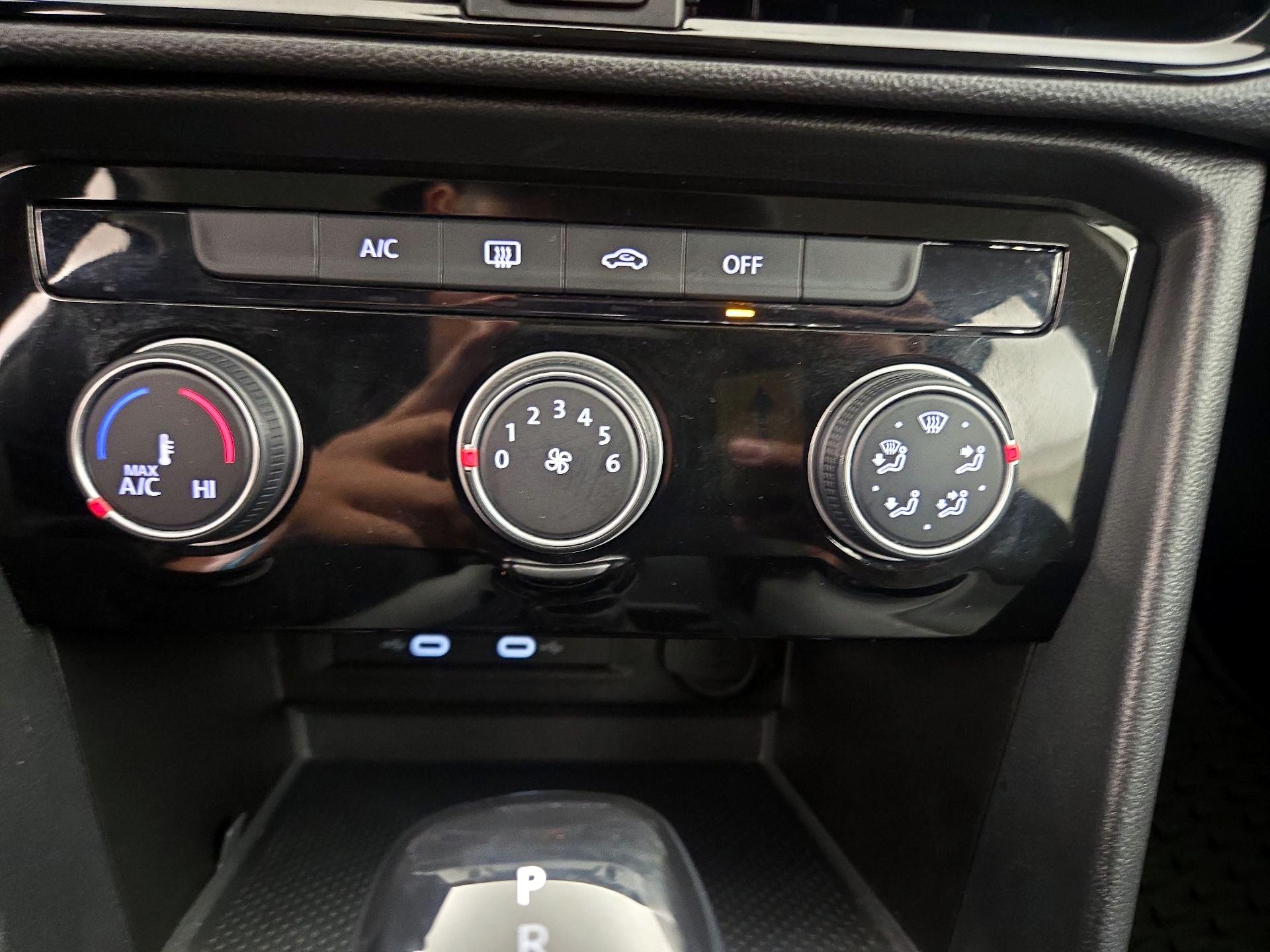 Thumbnail: 2023 Volkswagen Taos - 16