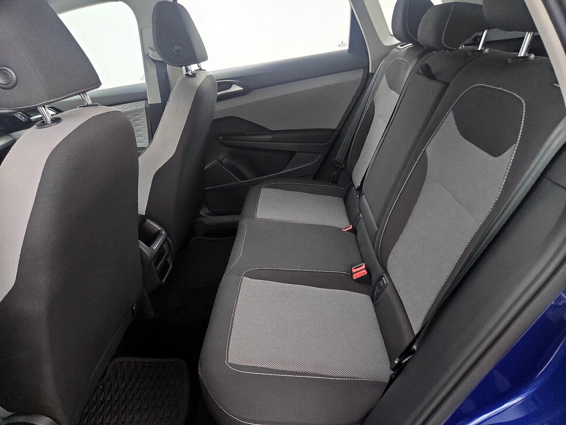 Thumbnail: 2023 Volkswagen Taos - 19