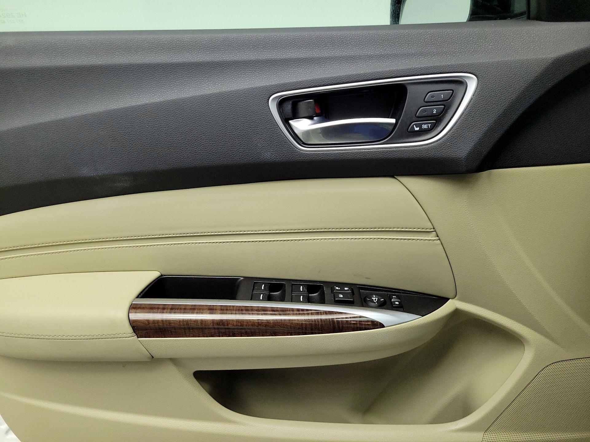 Thumbnail: 2019 Acura TLX - 12