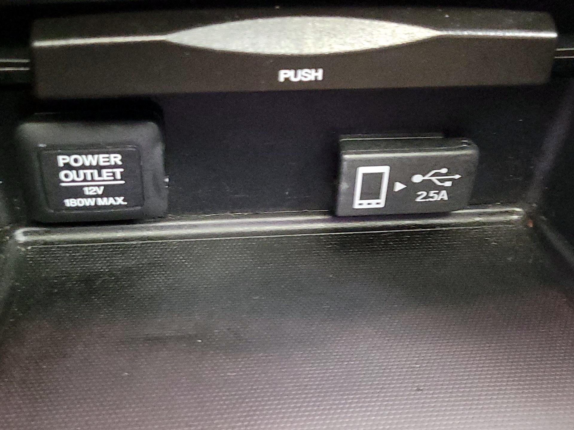 Thumbnail: 2019 Acura TLX - 19