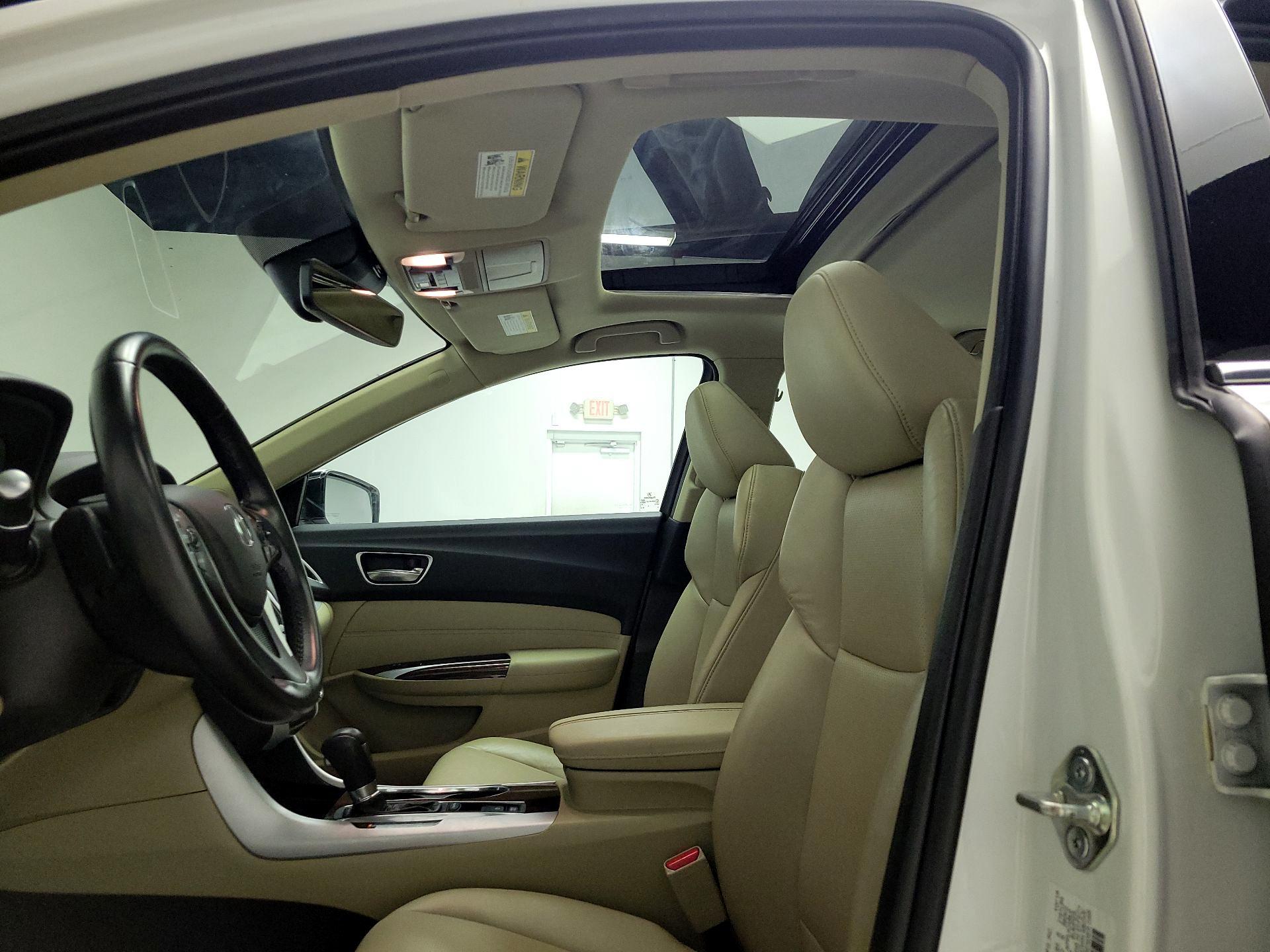 Thumbnail: 2019 Acura TLX - 20