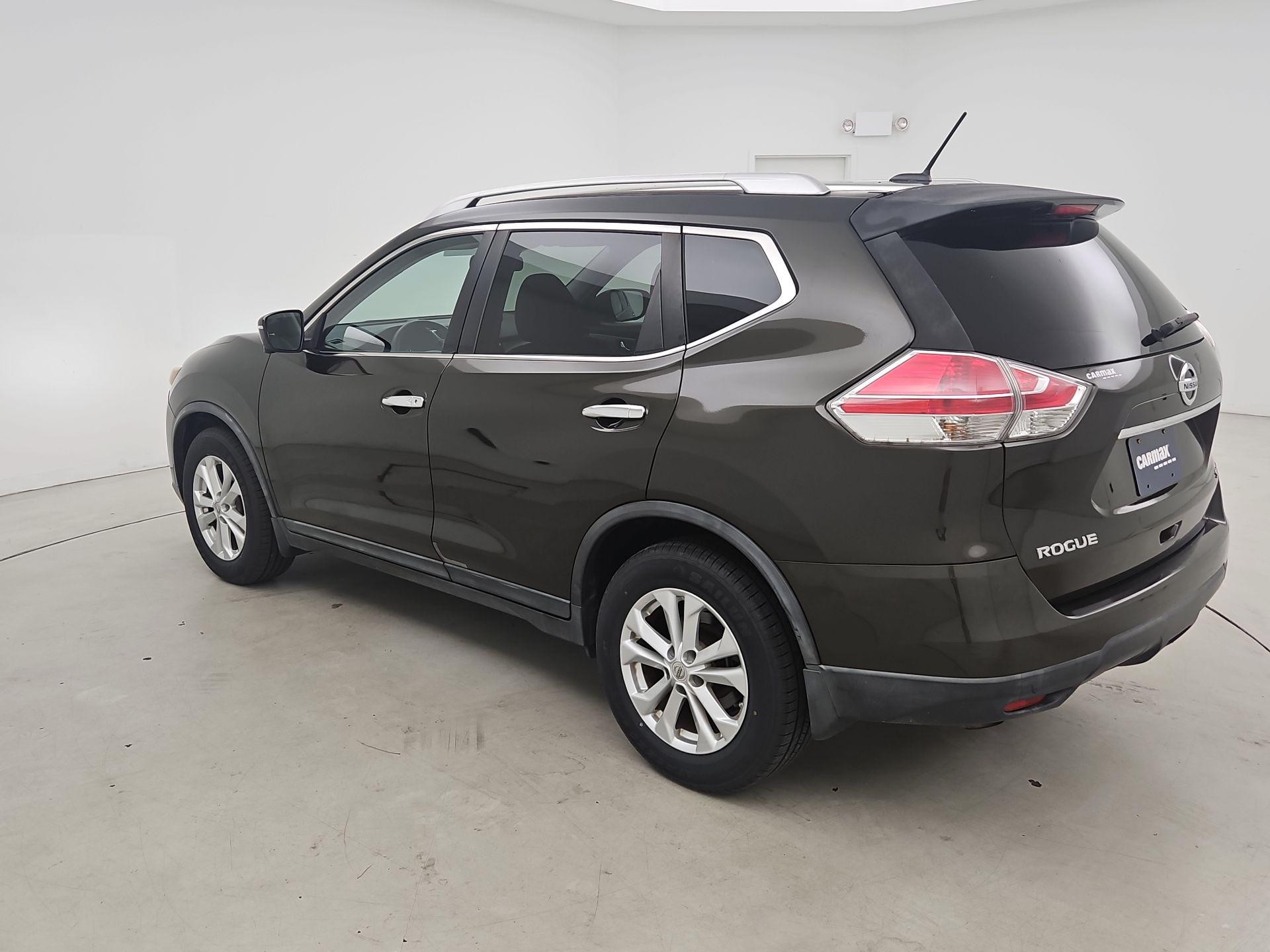 Thumbnail: 2015 Nissan Rogue - 7