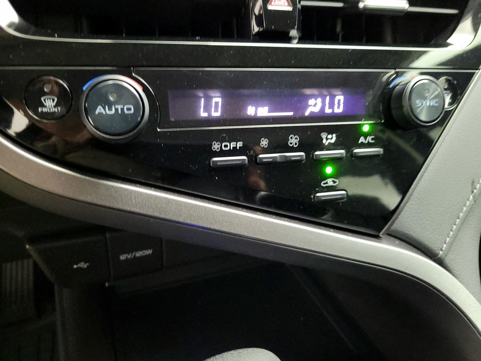 Thumbnail: 2024 Toyota Camry - 17