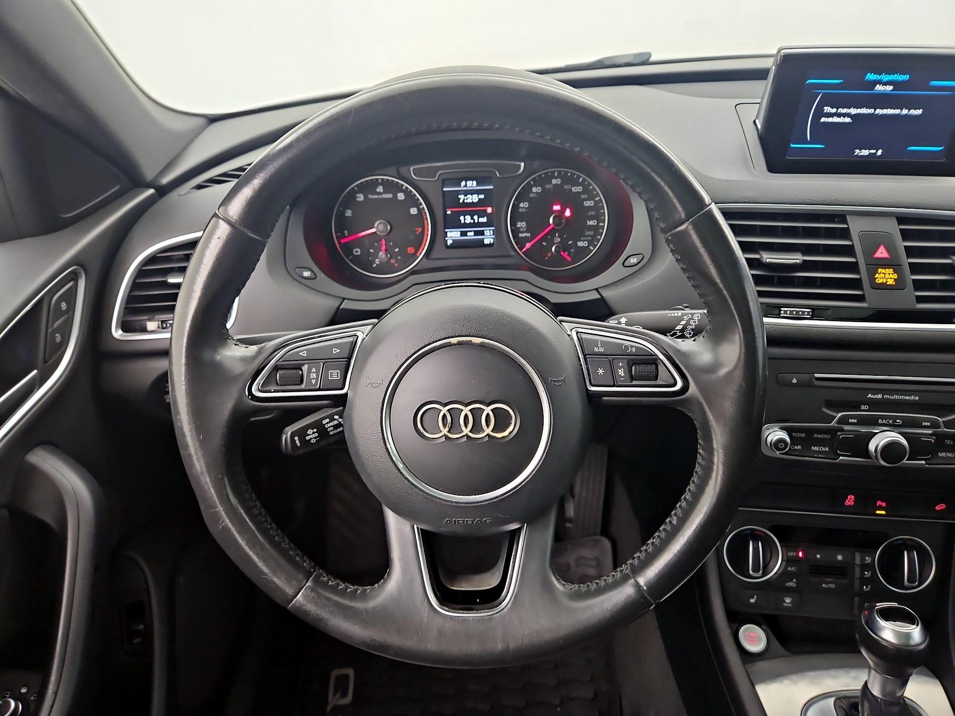 Thumbnail: 2018 Audi Q3 - 10
