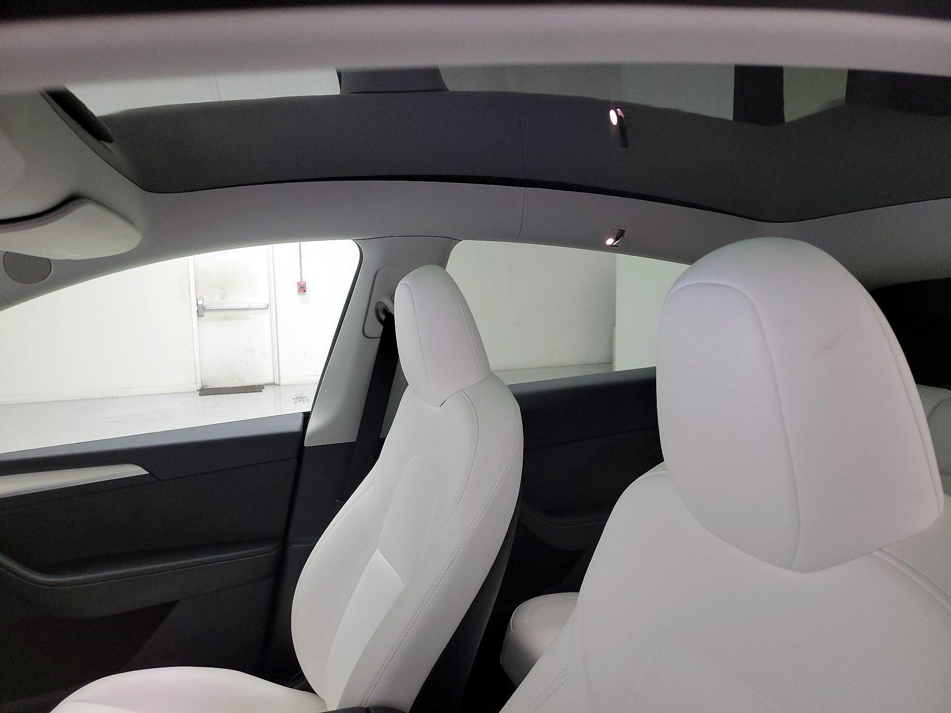 Thumbnail: 2024 Tesla Model Y - 19