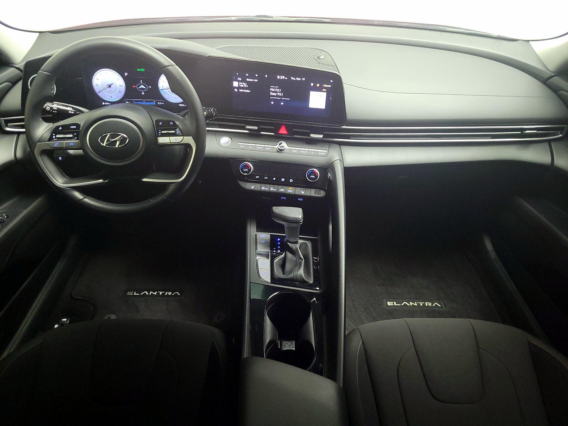 Thumbnail: 2023 Hyundai Elantra - 9