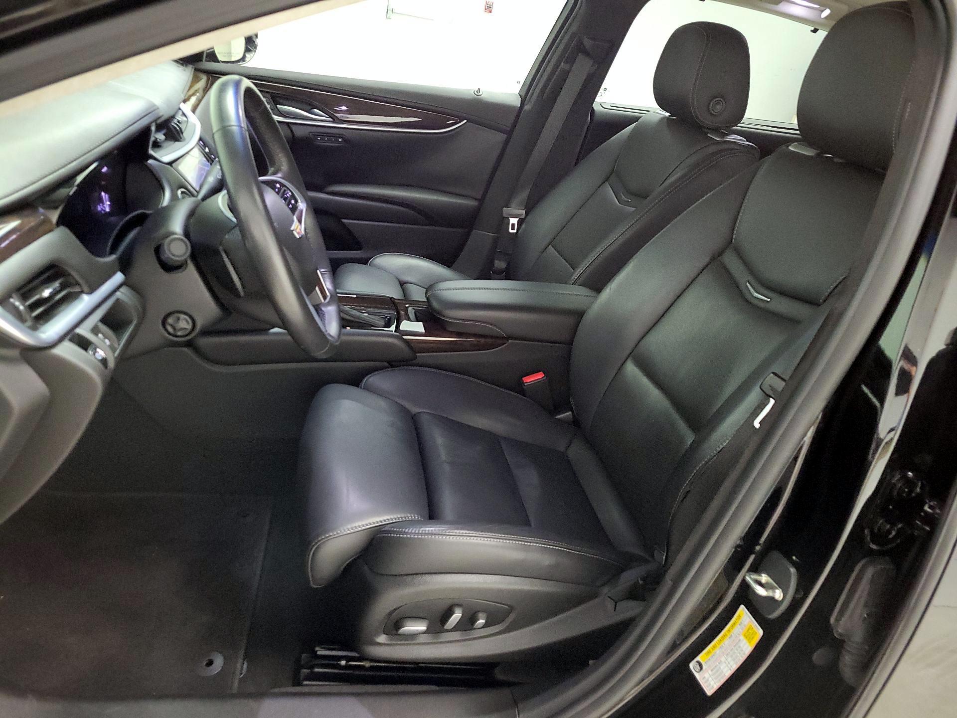 Thumbnail: 2016 Cadillac XTS - 11