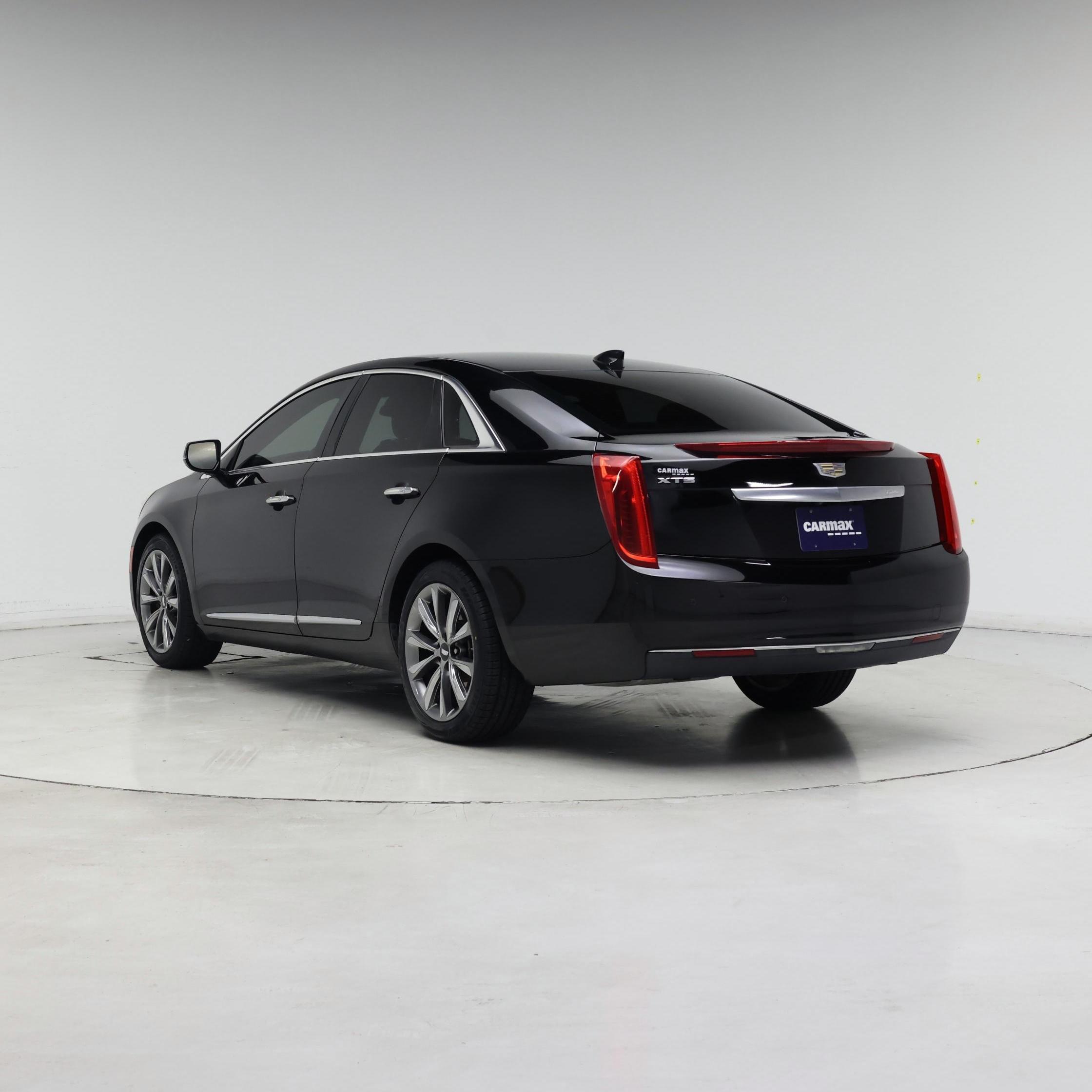 Thumbnail: 2016 Cadillac XTS - 2