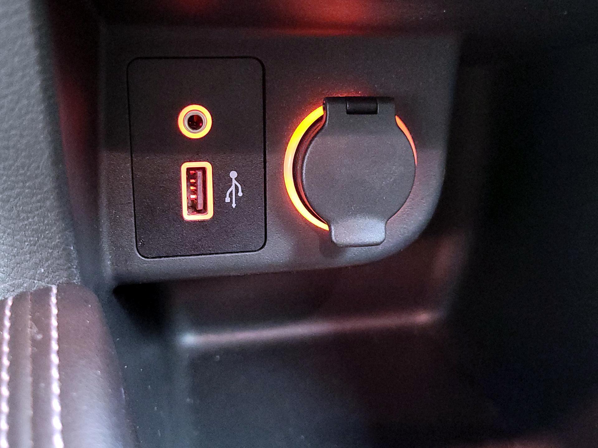 Thumbnail: 2020 Nissan Kicks - 18