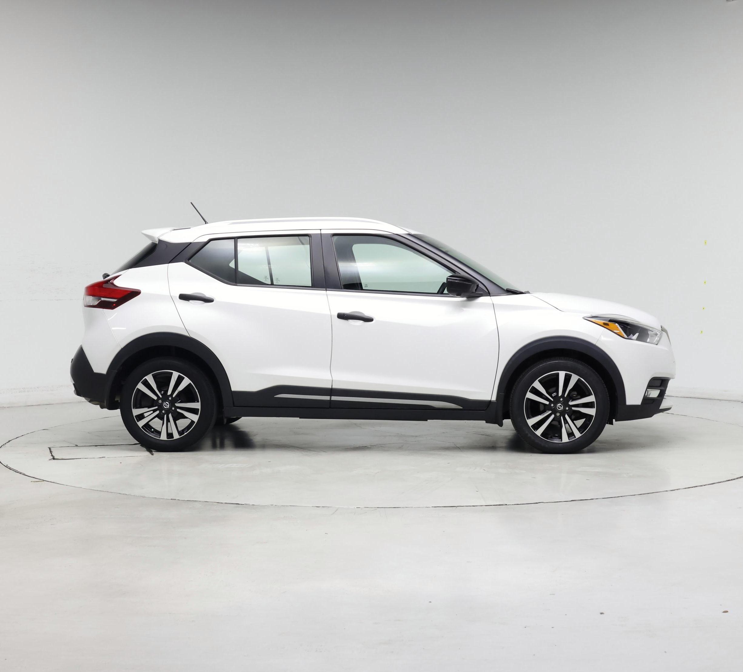 Thumbnail: 2020 Nissan Kicks - 7