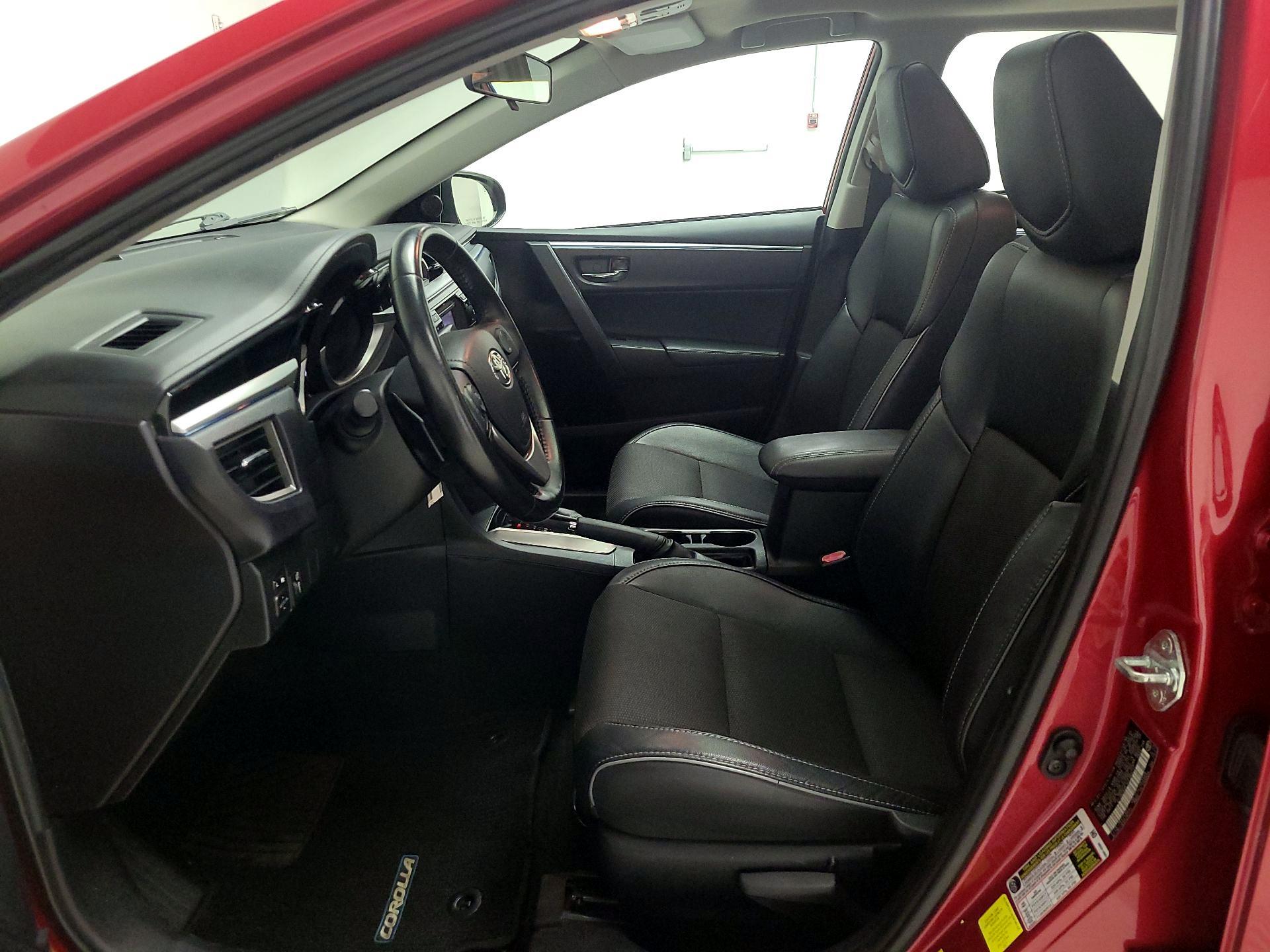 Thumbnail: 2015 Toyota Corolla - 11