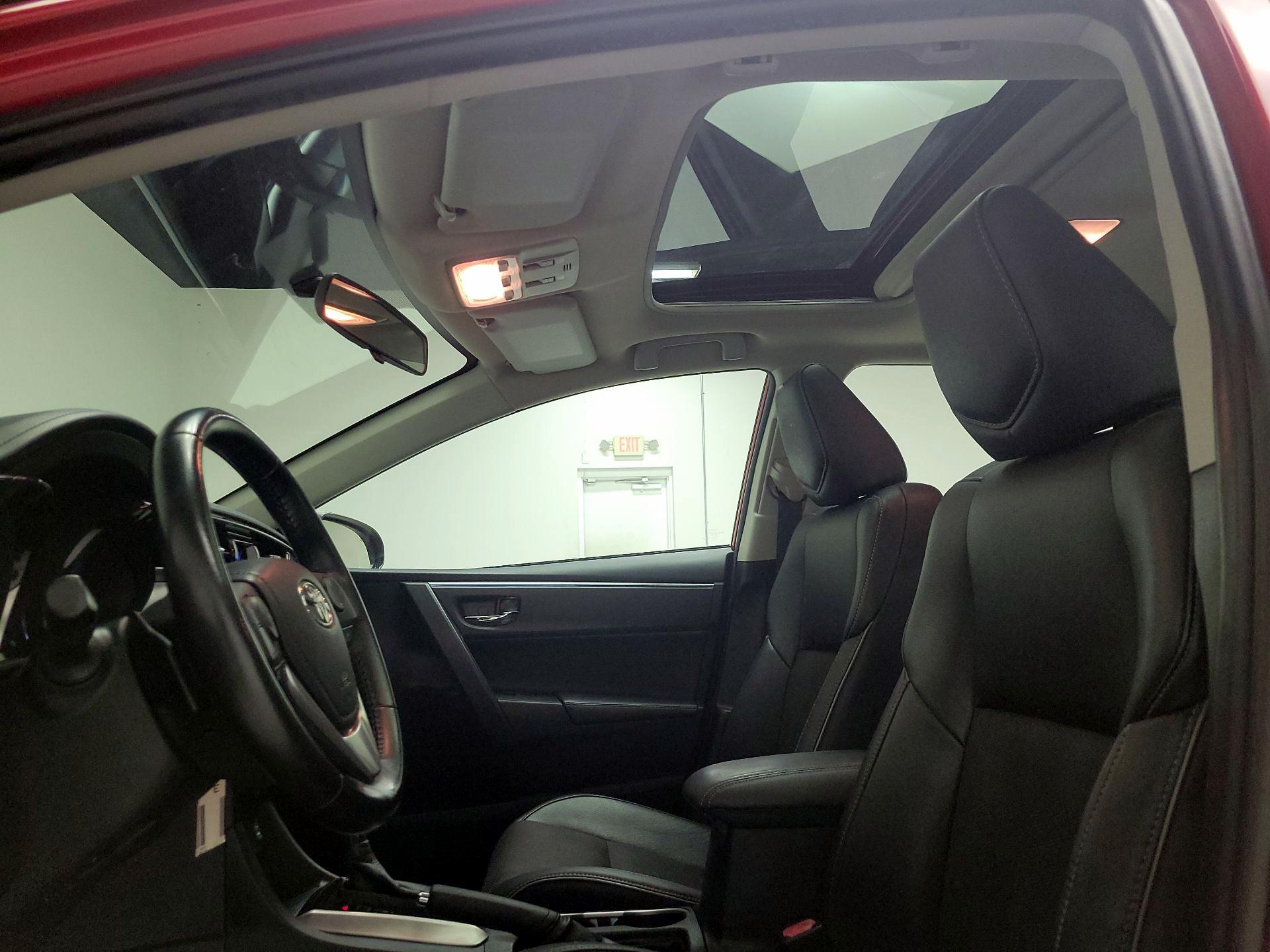 Thumbnail: 2015 Toyota Corolla - 19