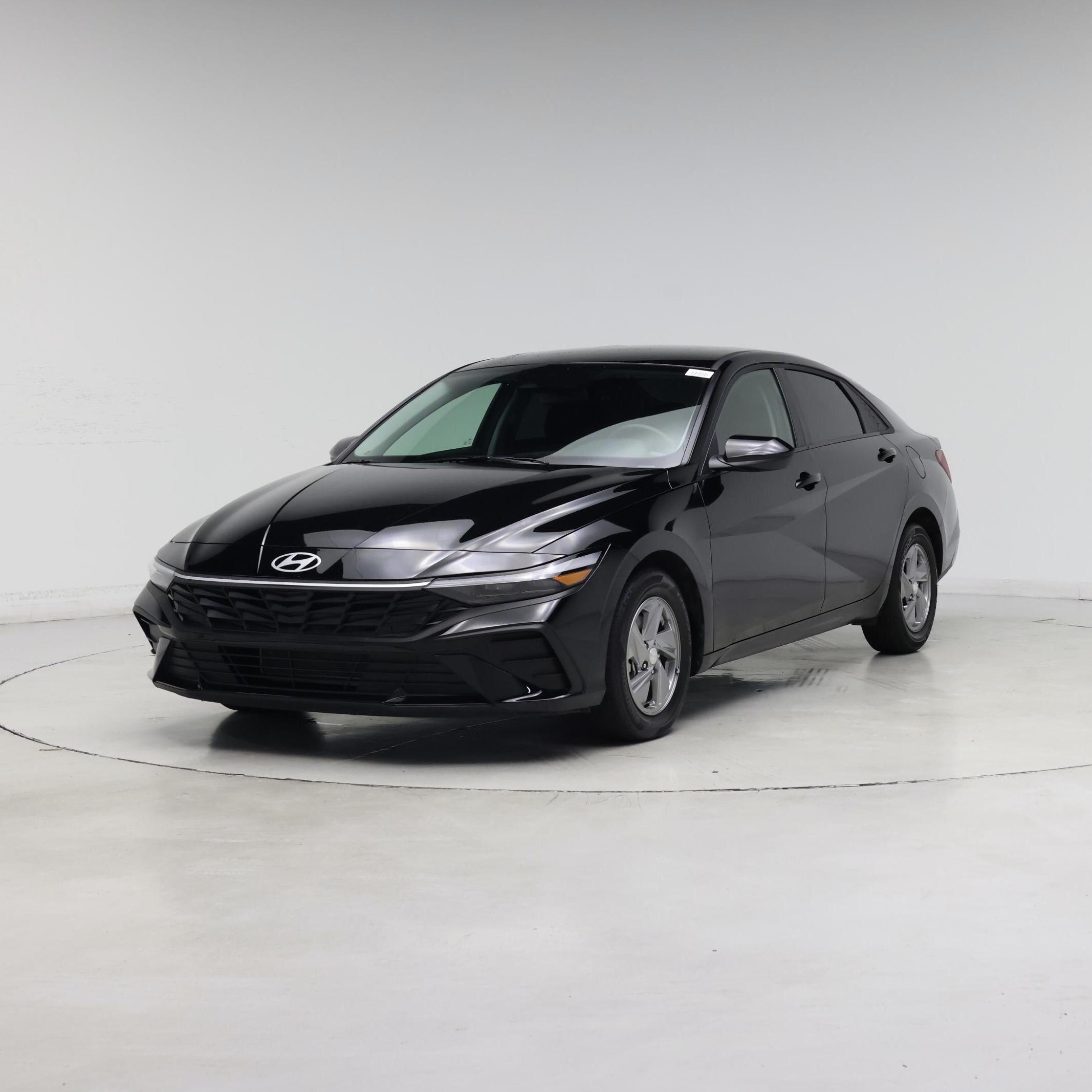 Thumbnail: 2025 Hyundai Elantra - 4