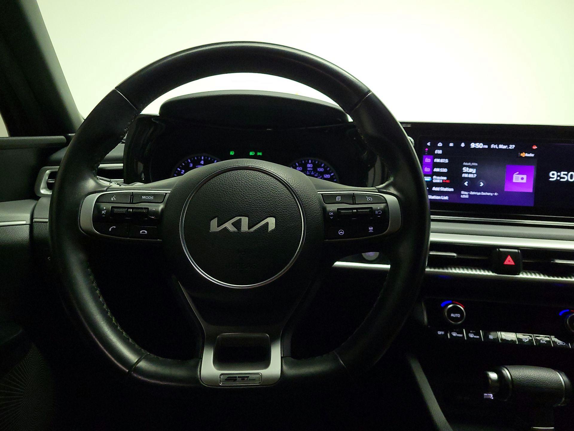 Thumbnail: 2023 Kia K5 - 10