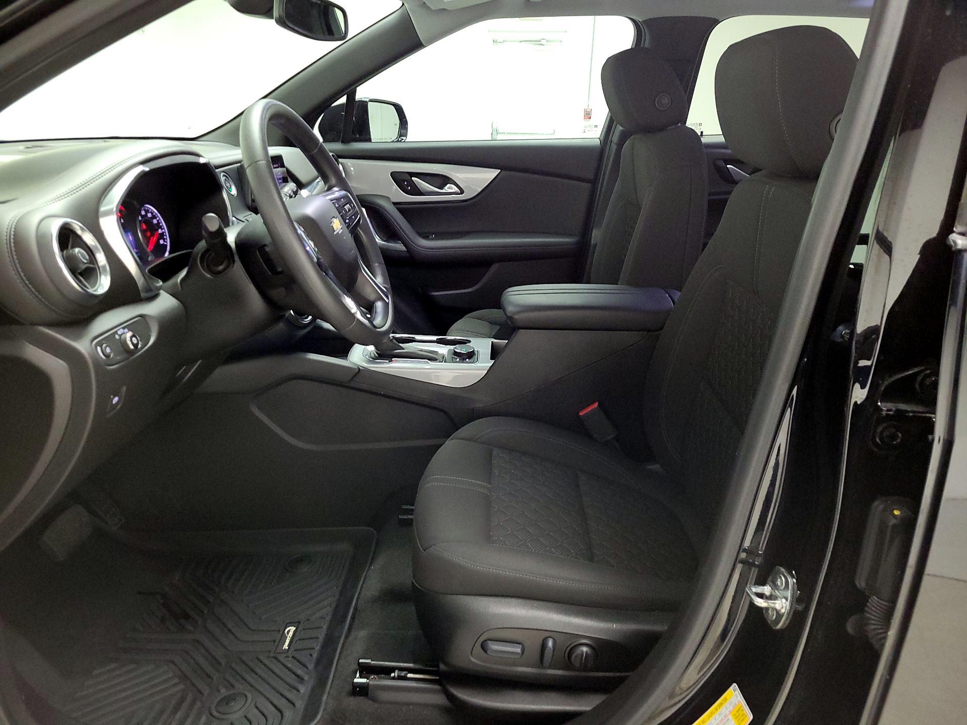 Thumbnail: 2022 Chevrolet Blazer - 11