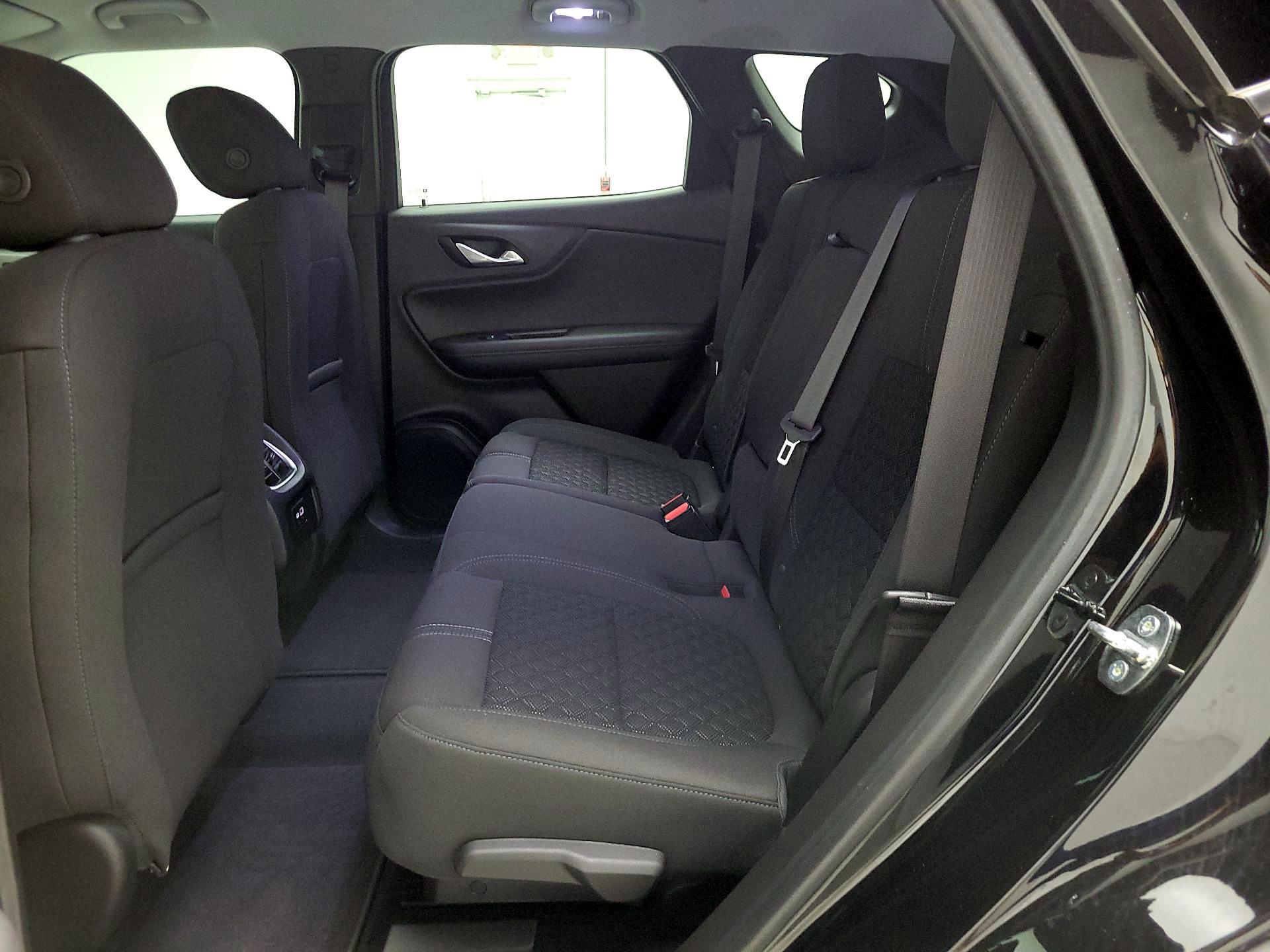 Thumbnail: 2022 Chevrolet Blazer - 19