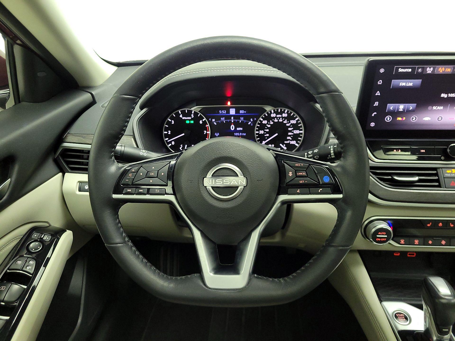 Thumbnail: 2023 Nissan Altima - 10