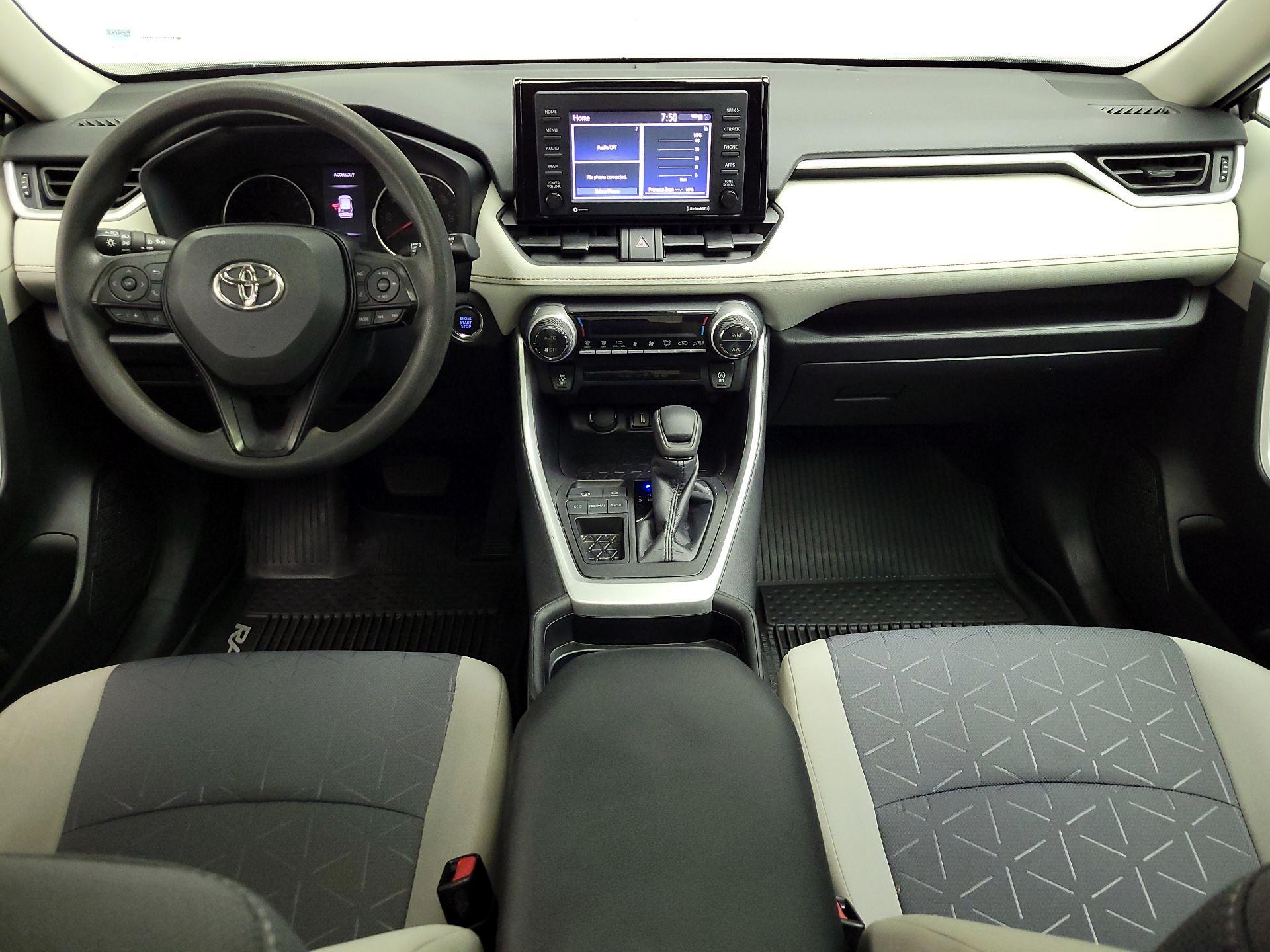 Thumbnail: 2021 Toyota RAV4 - 9