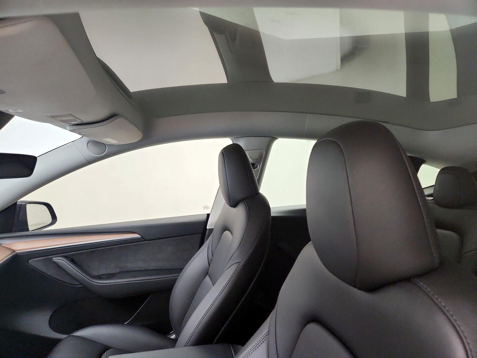 Thumbnail: 2024 Tesla Model Y - 18