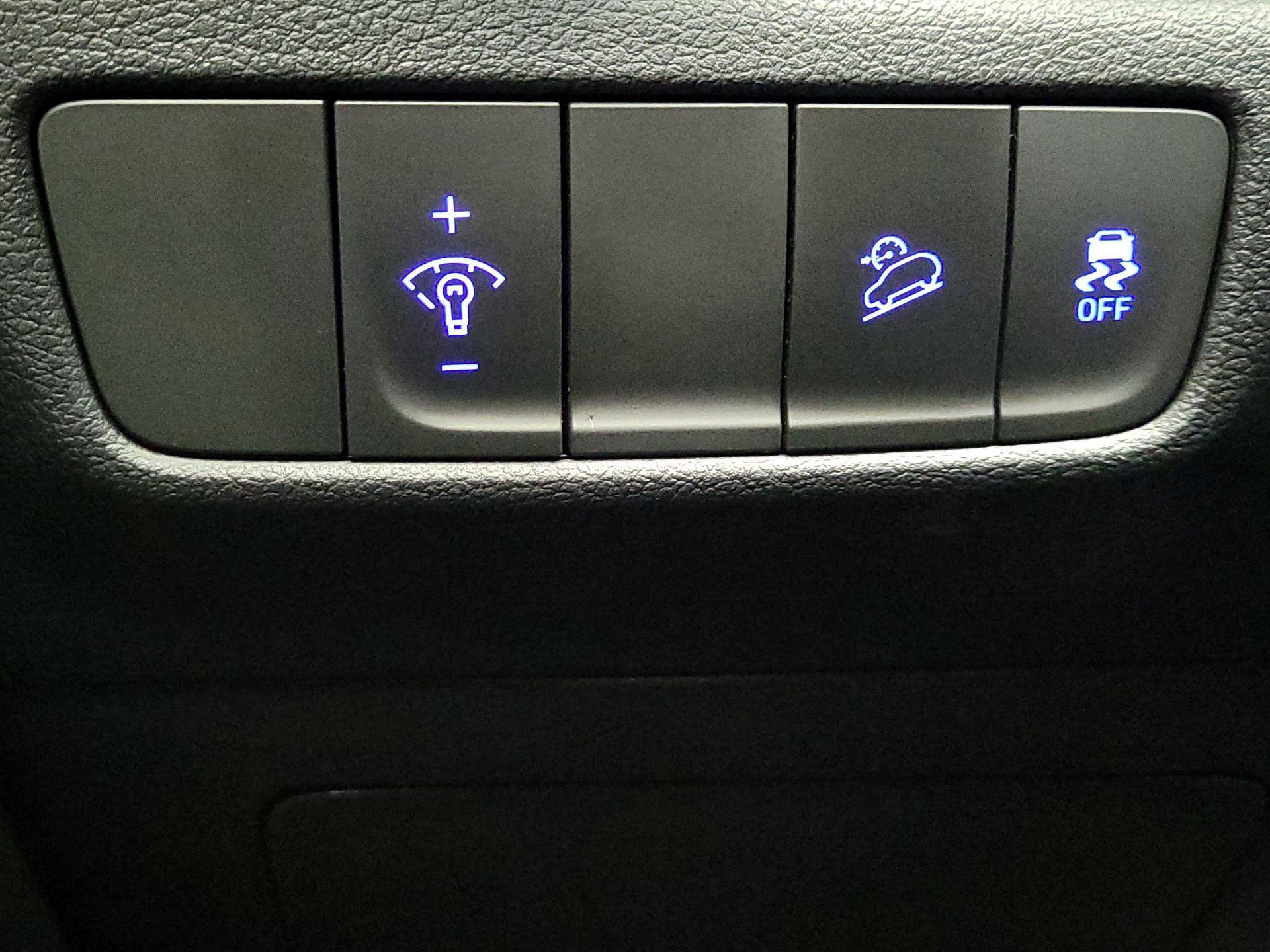 Thumbnail: 2023 Hyundai Kona - 13