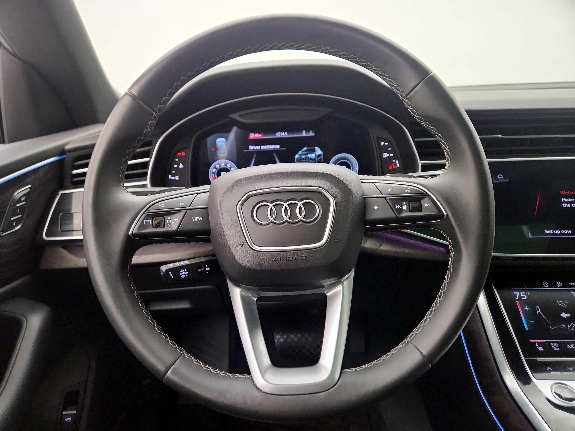 Thumbnail: 2021 Audi Q8 - 10