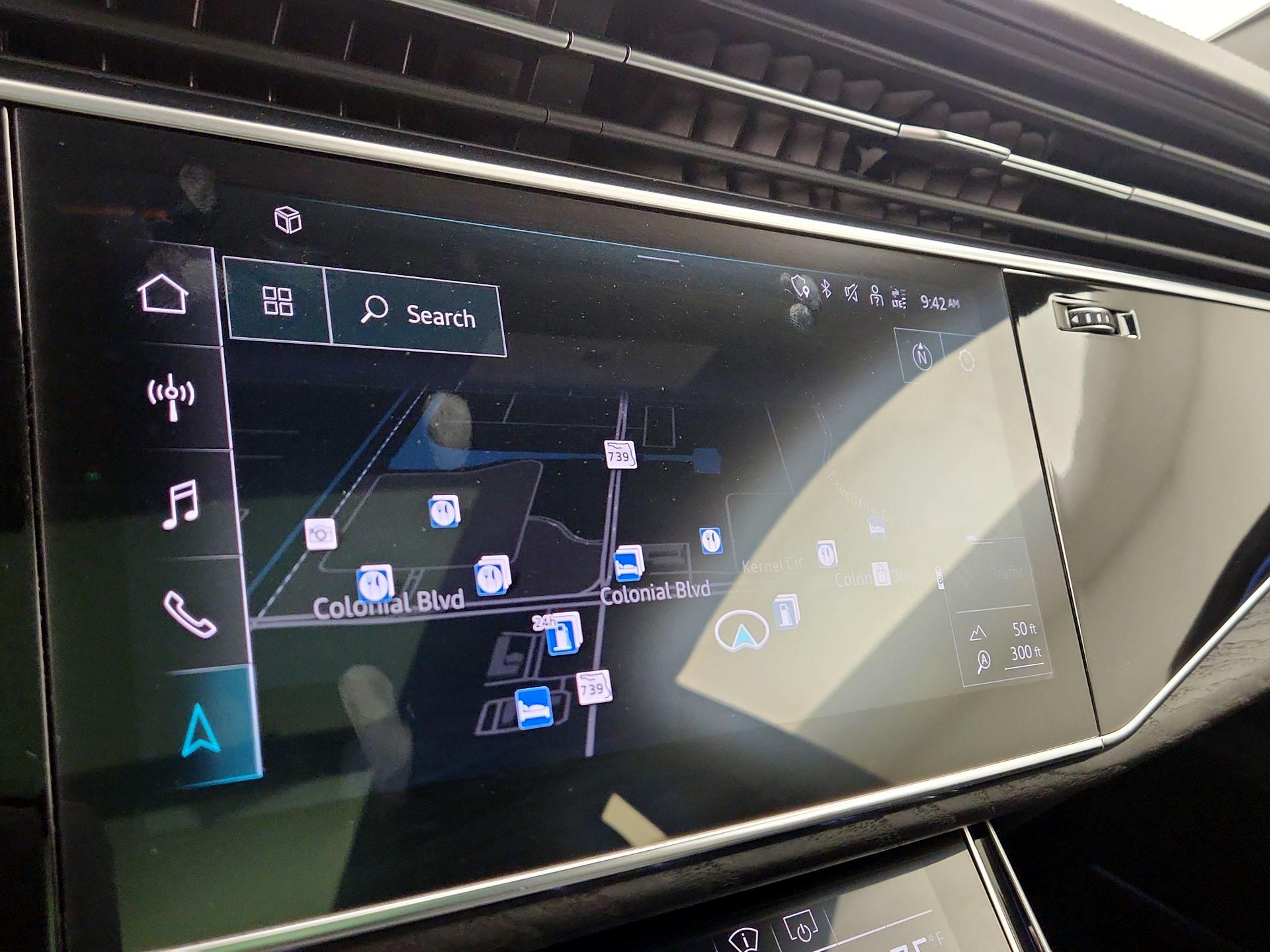 Thumbnail: 2021 Audi Q8 - 14