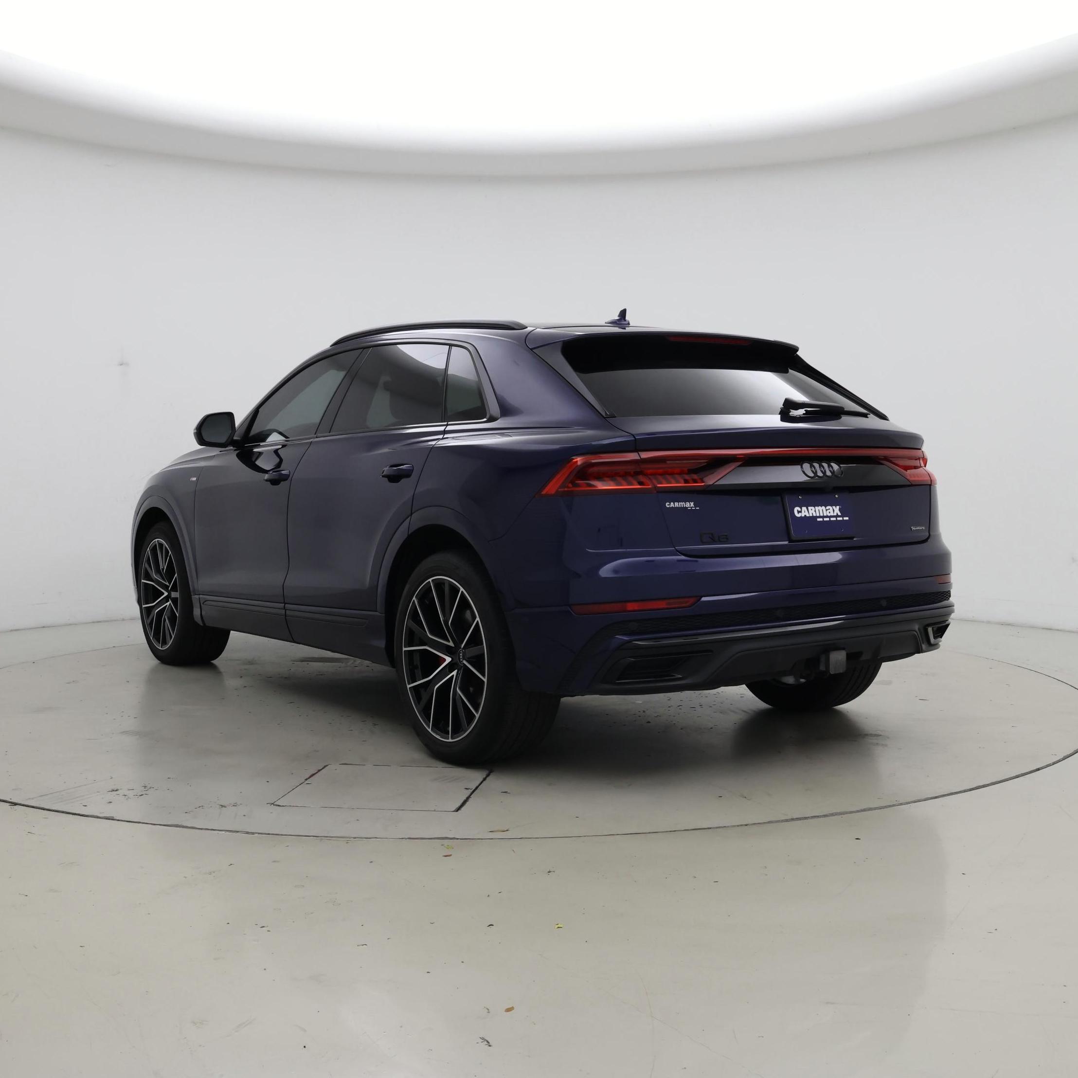 Thumbnail: 2021 Audi Q8 - 2