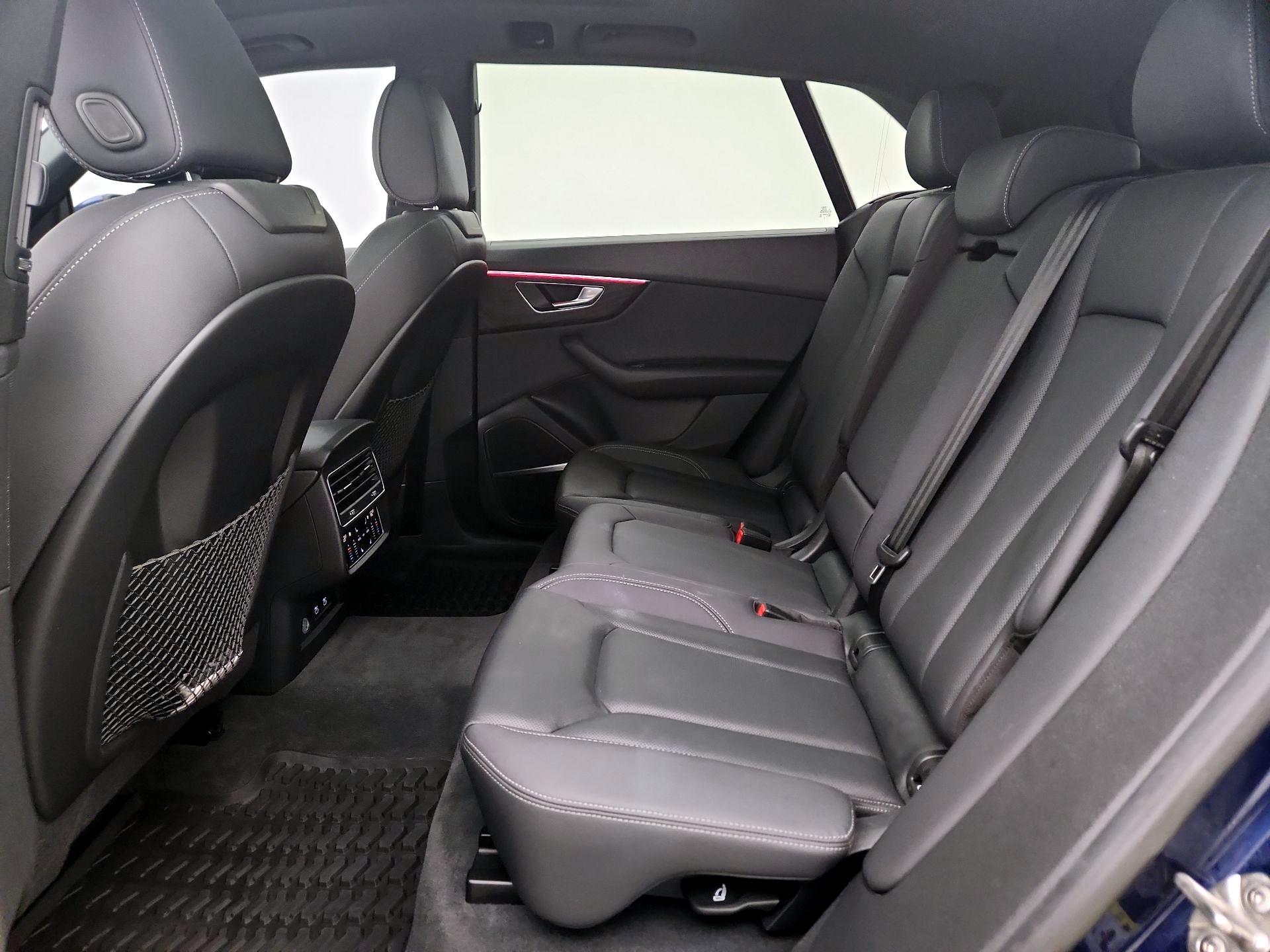 Thumbnail: 2021 Audi Q8 - 20