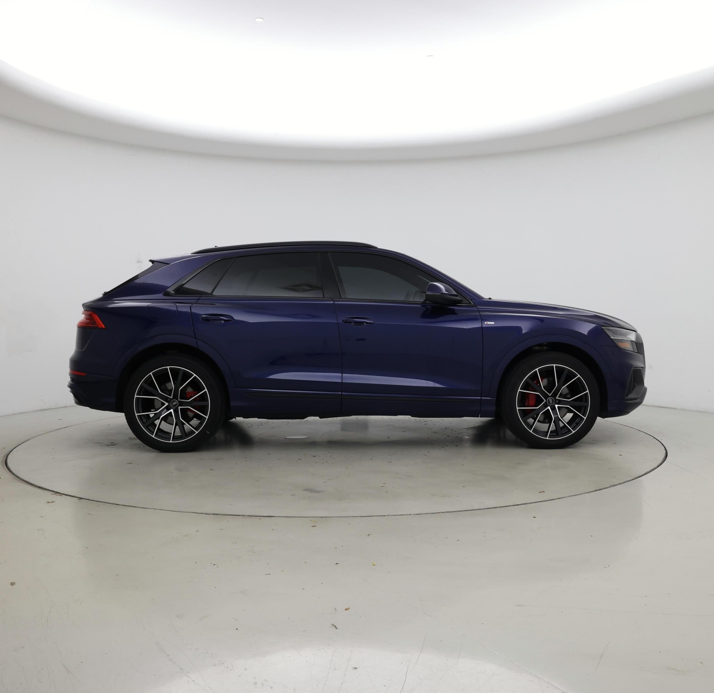 Thumbnail: 2021 Audi Q8 - 7