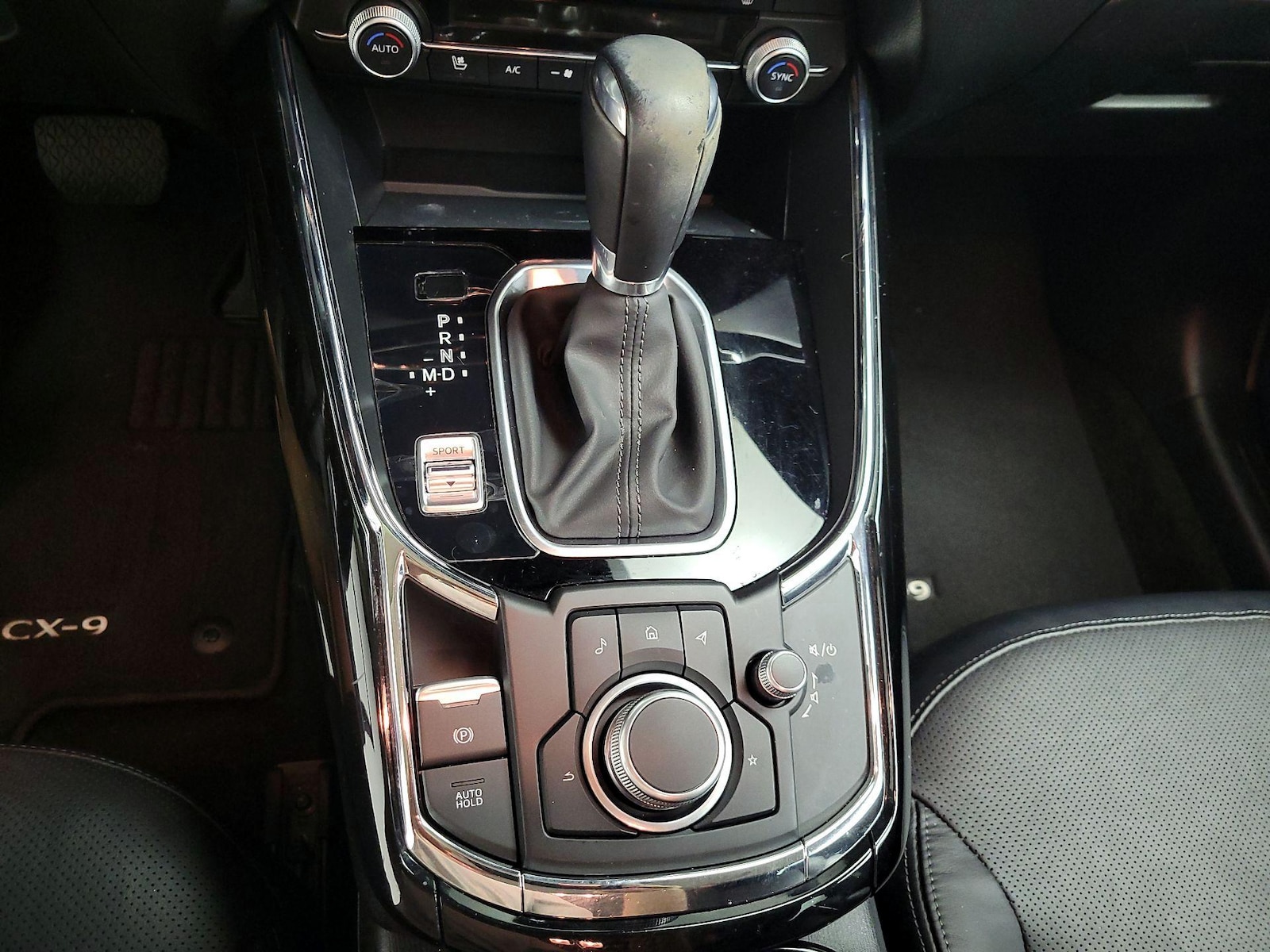 2023 Mazda CX-9 Touring Plus - Photo 19