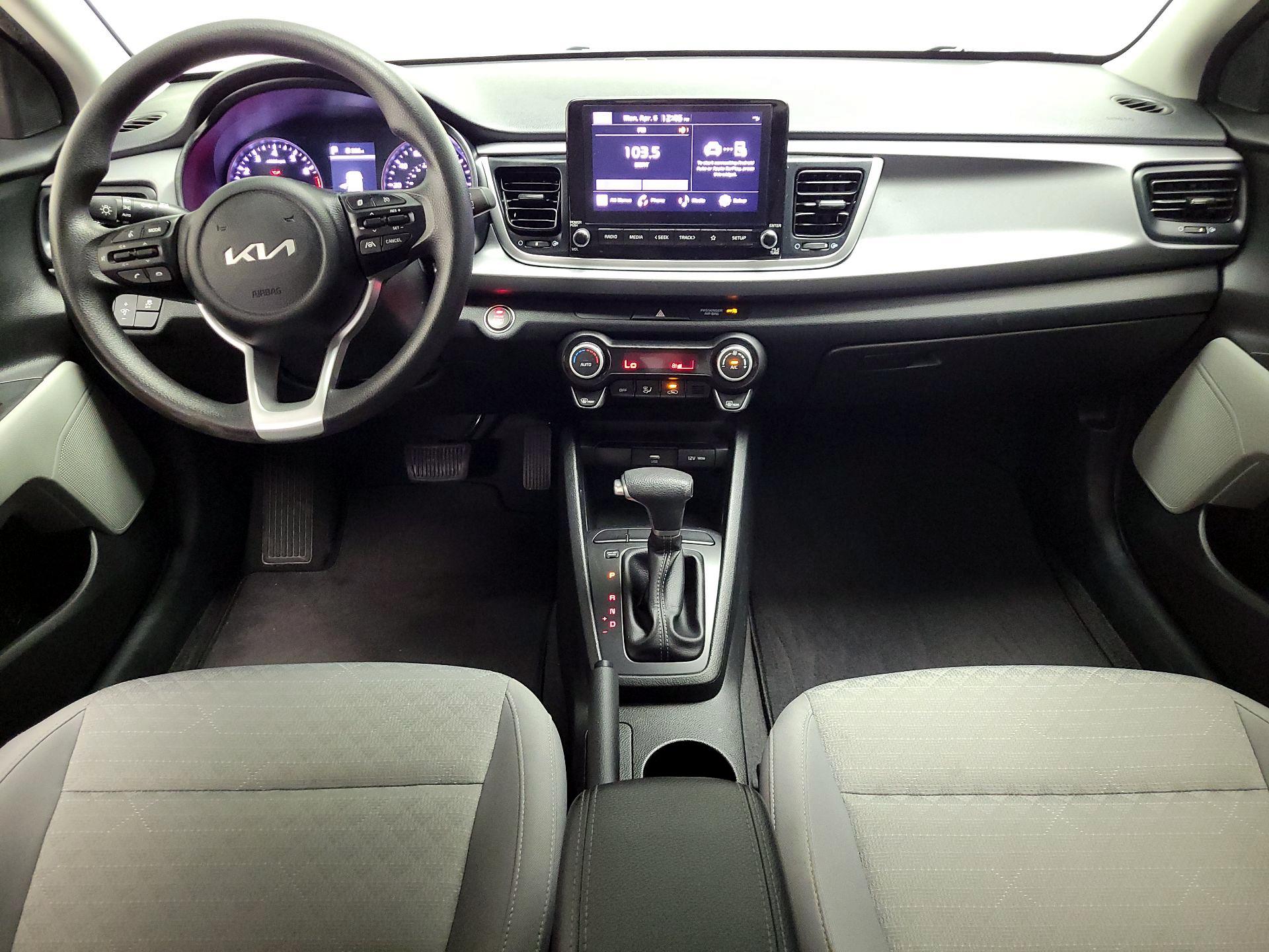 Thumbnail: 2023 Kia Rio - 9