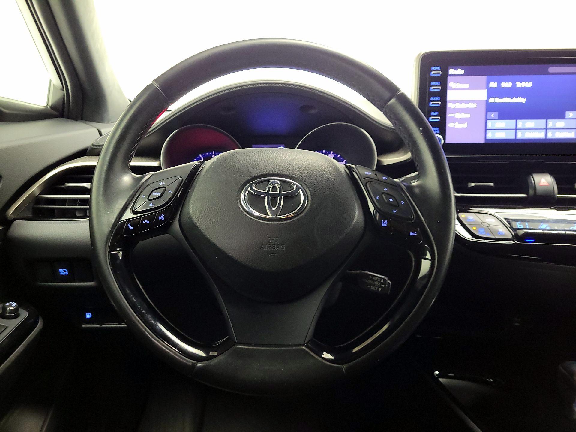 Thumbnail: 2019 Toyota C-HR - 10