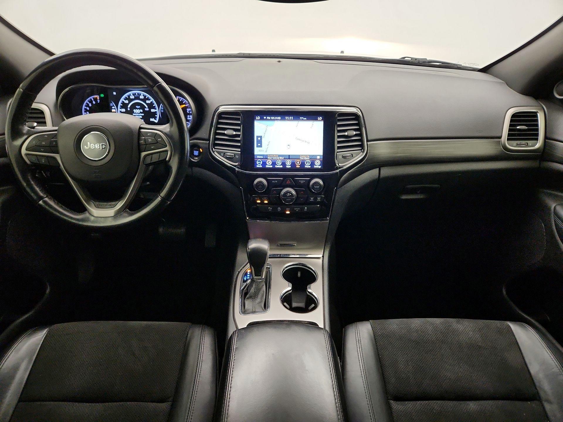 Thumbnail: 2022 Jeep Grand Cherokee - 9