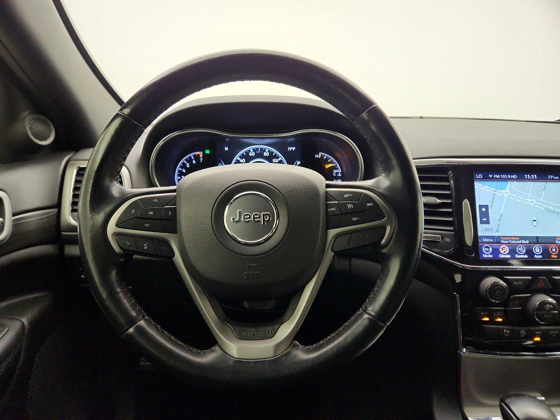 Thumbnail: 2022 Jeep Grand Cherokee - 10