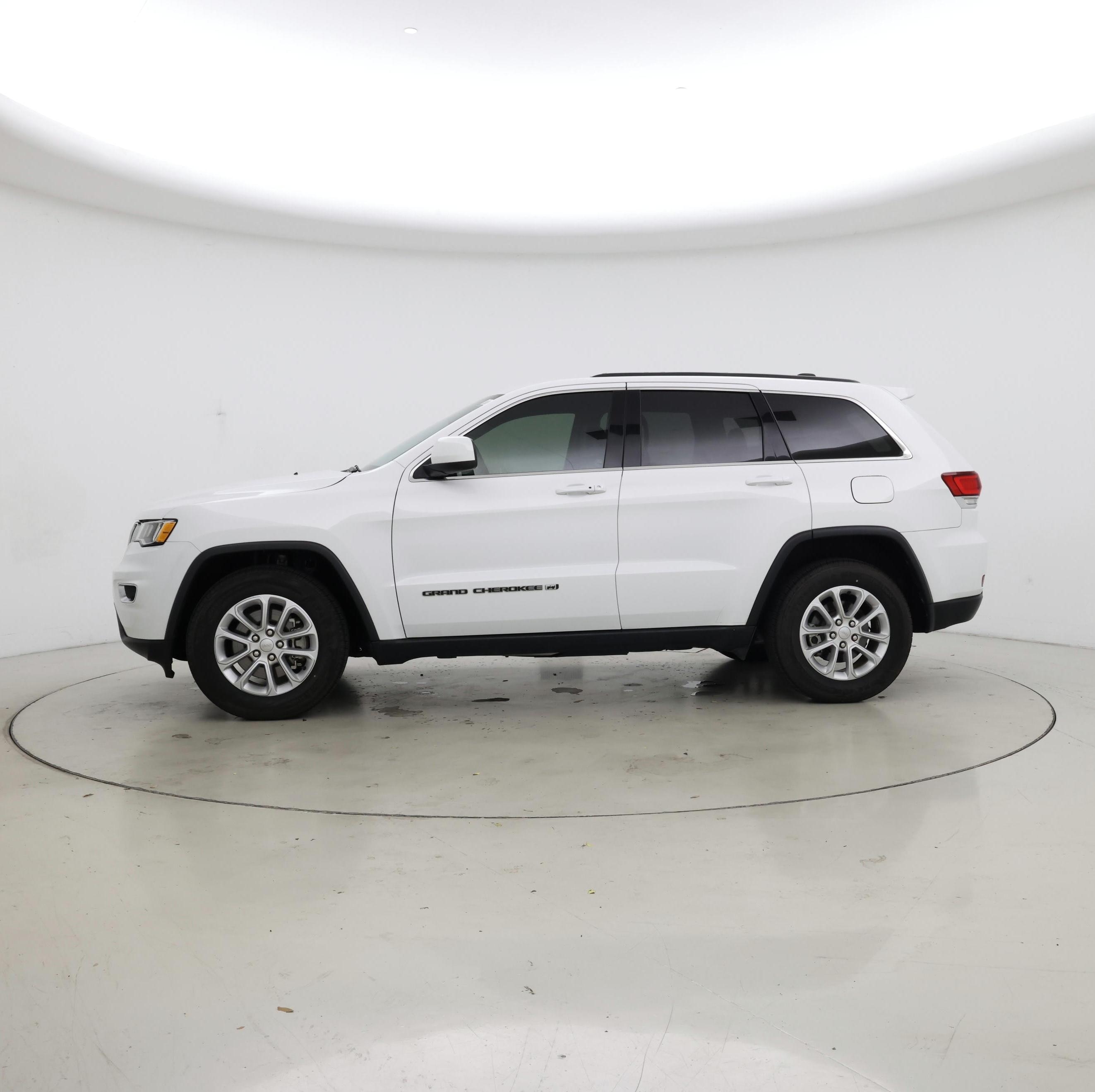 Thumbnail: 2022 Jeep Grand Cherokee - 3