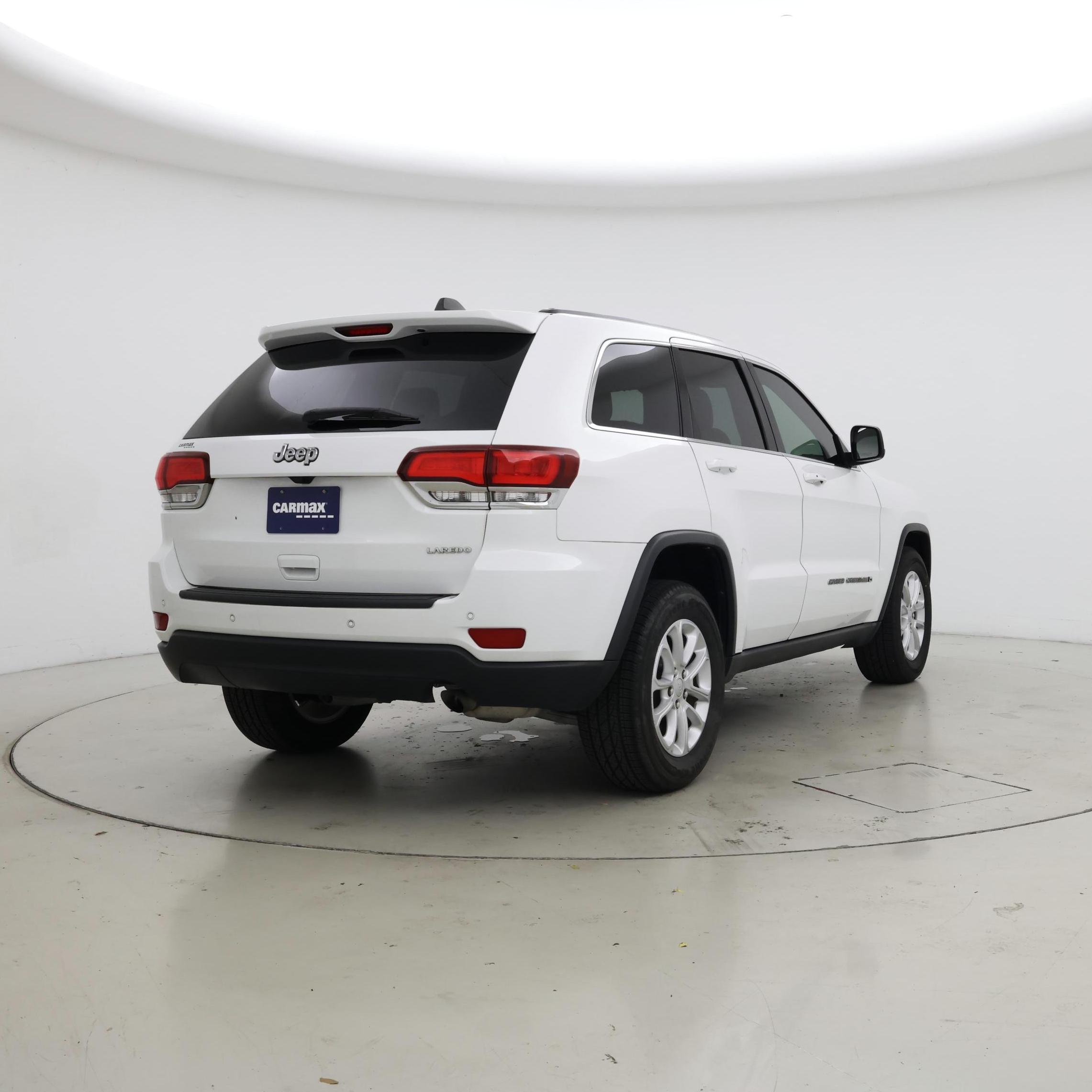 Thumbnail: 2022 Jeep Grand Cherokee - 8