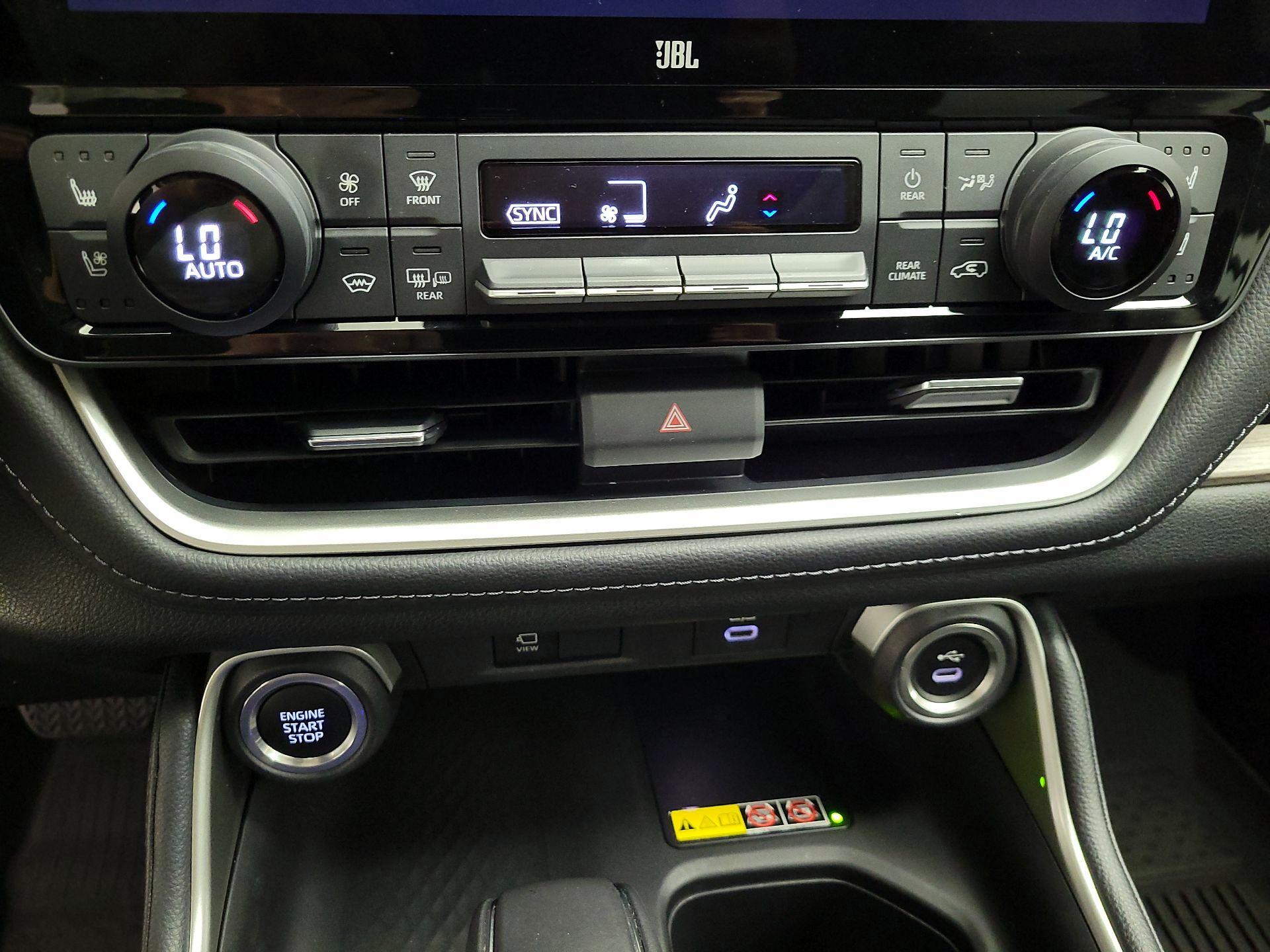 Thumbnail: 2024 Toyota Grand Highlander - 17