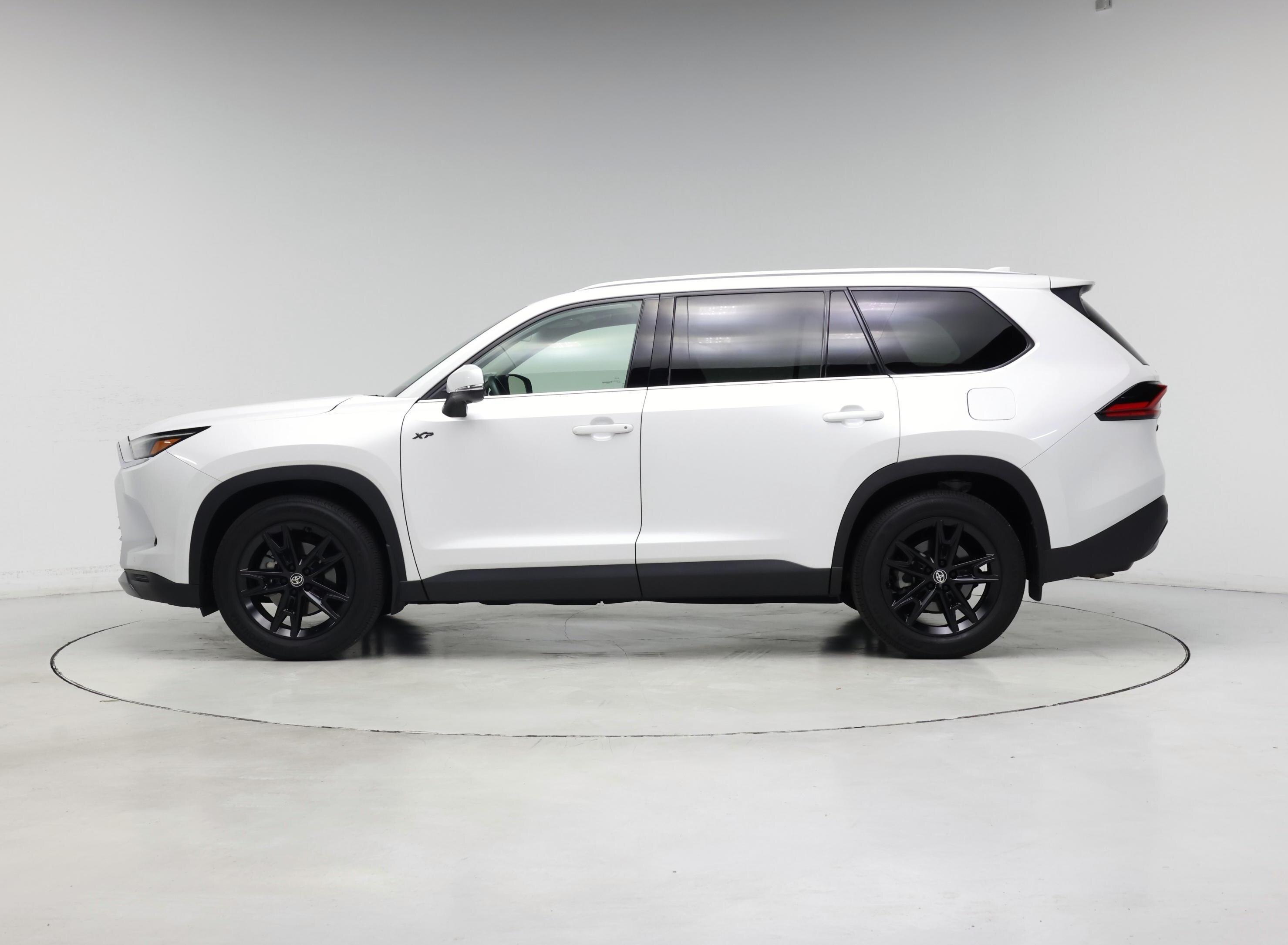 Thumbnail: 2024 Toyota Grand Highlander - 3