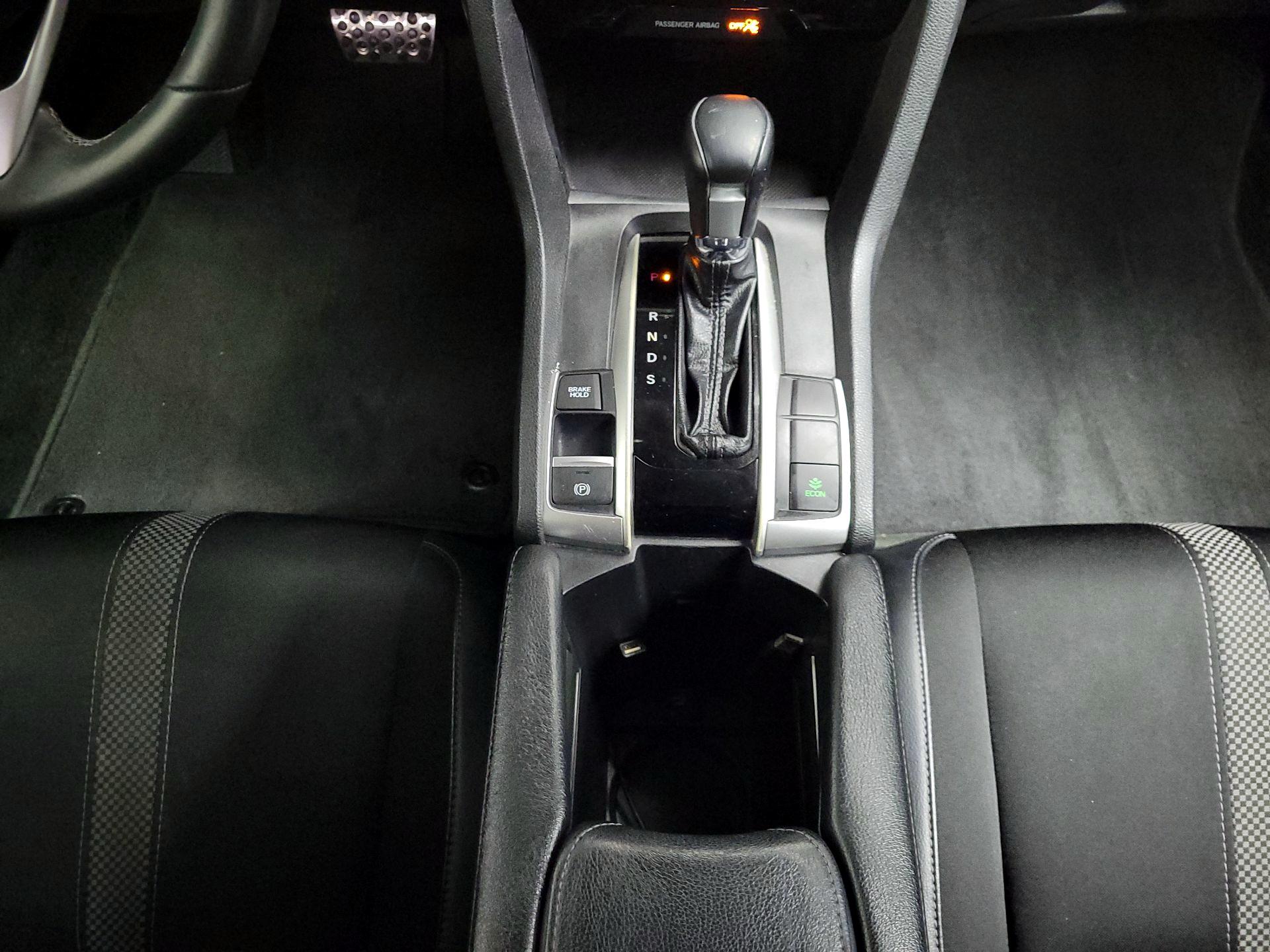 Thumbnail: 2019 Honda Civic - 17