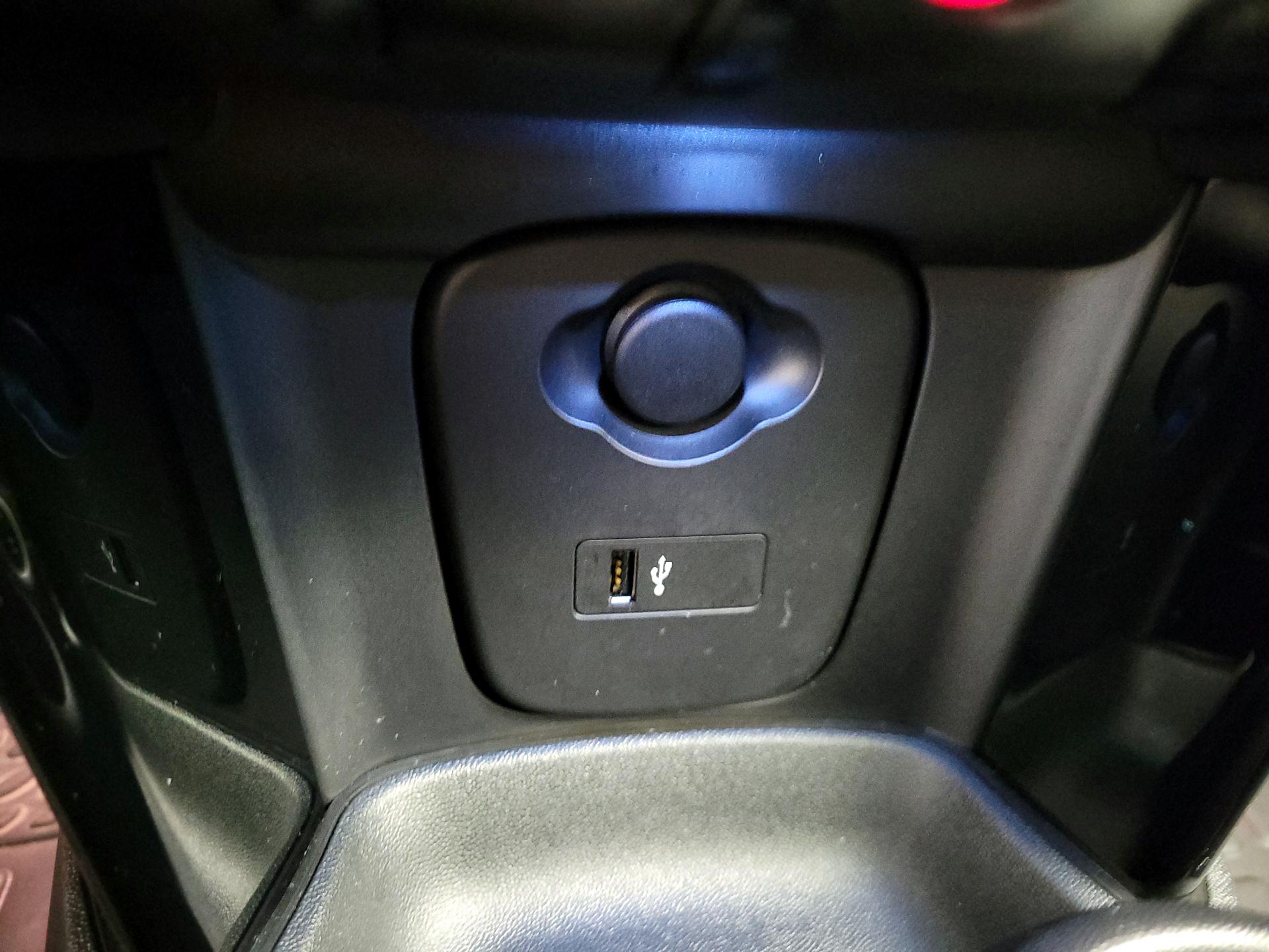 Thumbnail: 2023 MINI Cooper Hardtop - 19