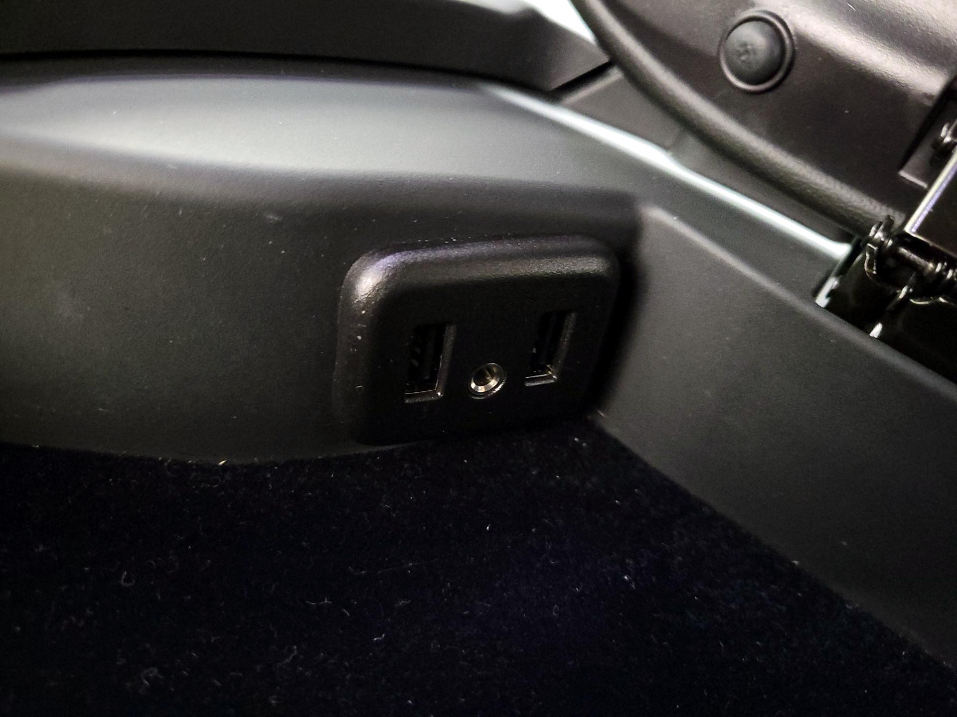 Thumbnail: 2016 Chevrolet Corvette - 19