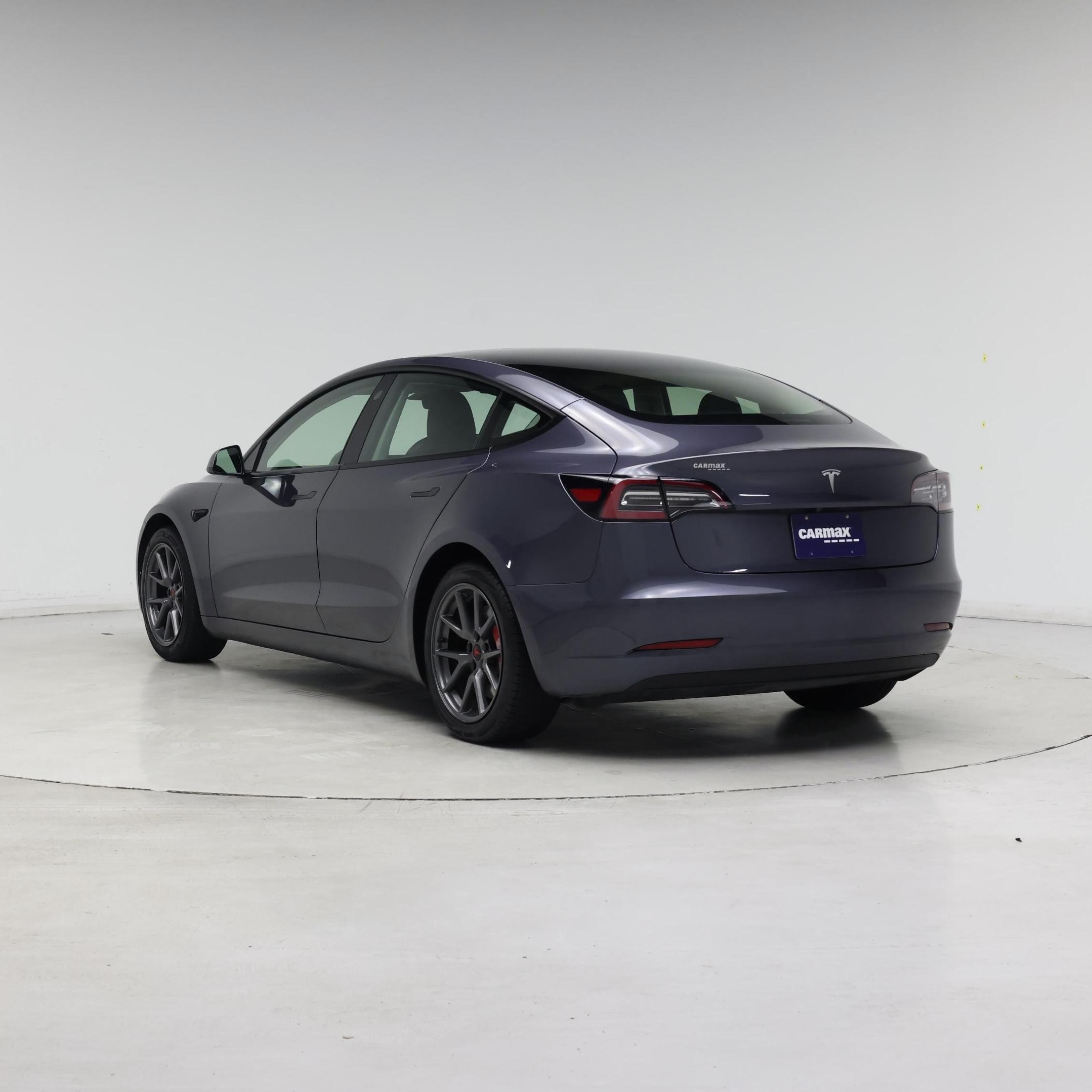 Thumbnail: 2023 Tesla Model 3 - 2