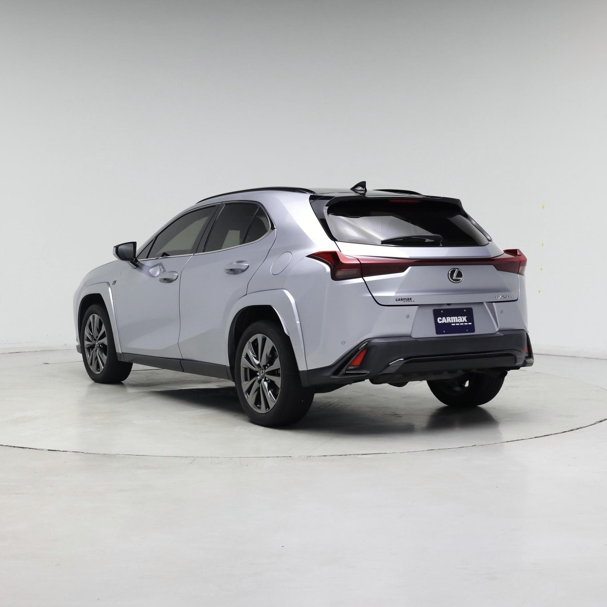 Thumbnail: 2023 Lexus UX - 2