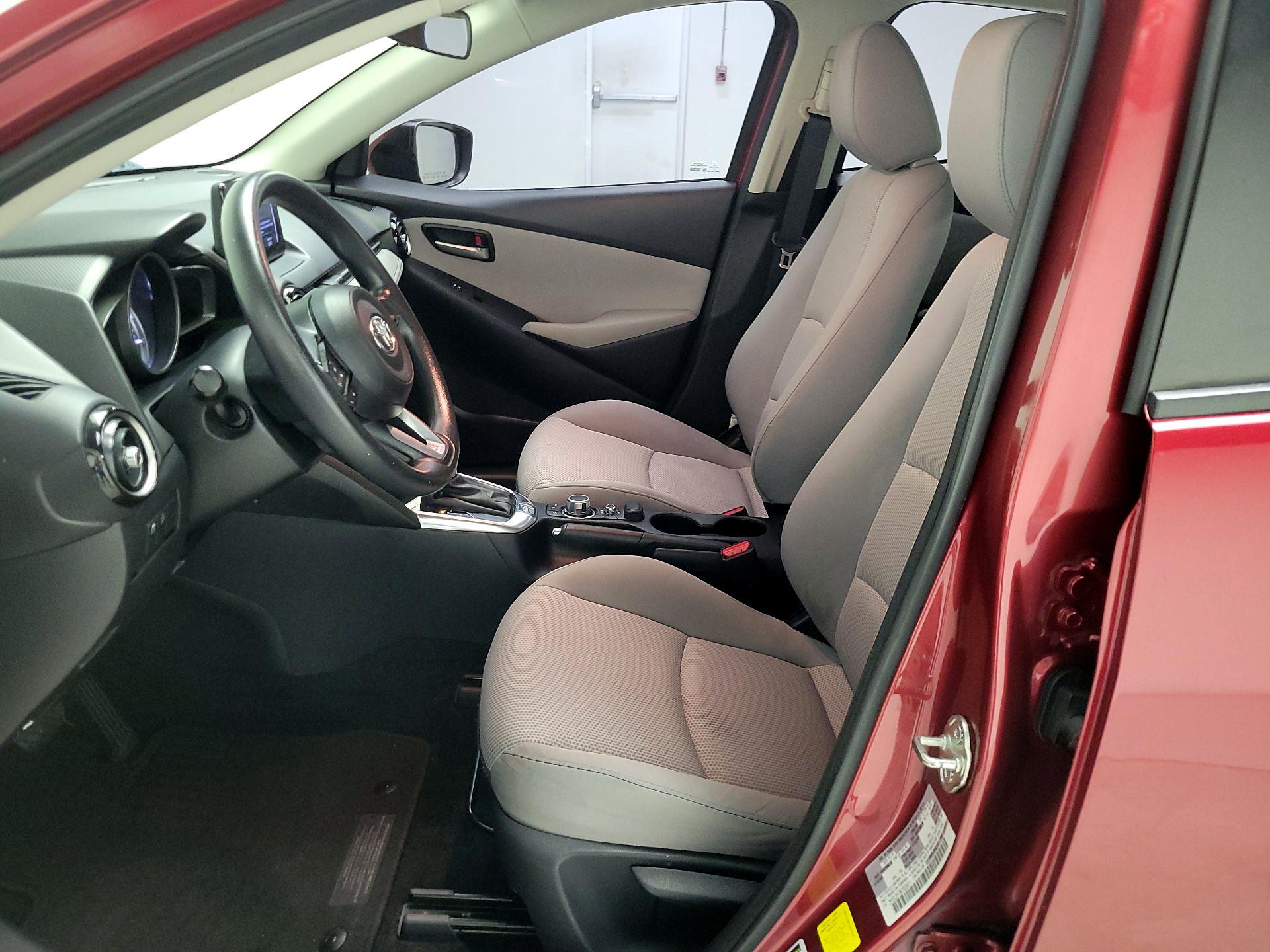 Thumbnail: 2019 Toyota Yaris - 11