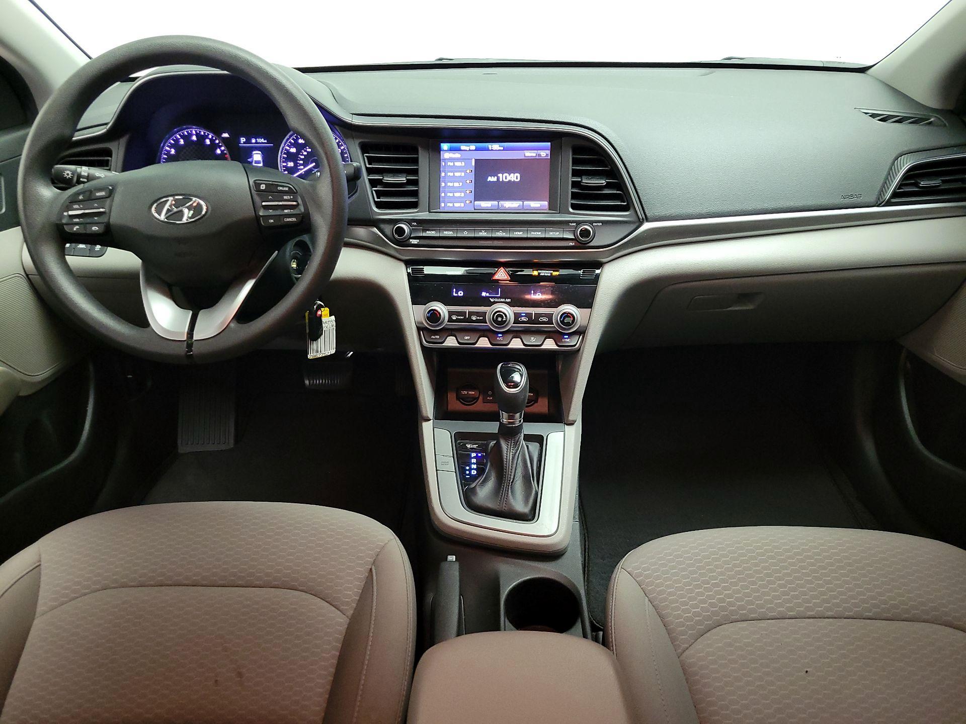 Thumbnail: 2020 Hyundai Elantra - 9