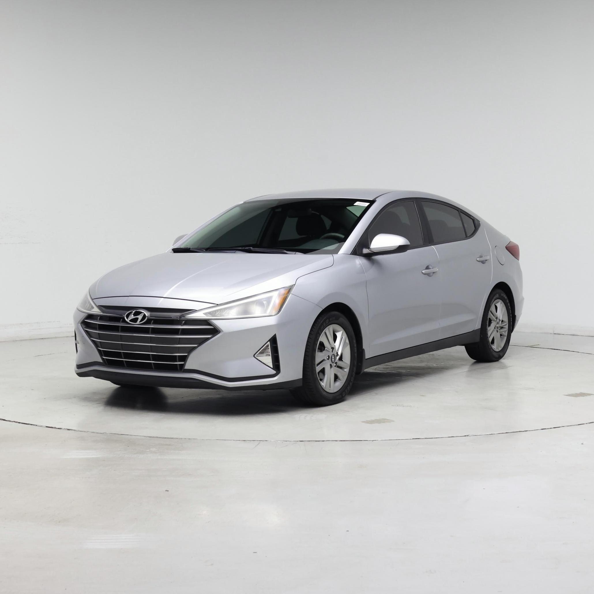 Thumbnail: 2020 Hyundai Elantra - 4