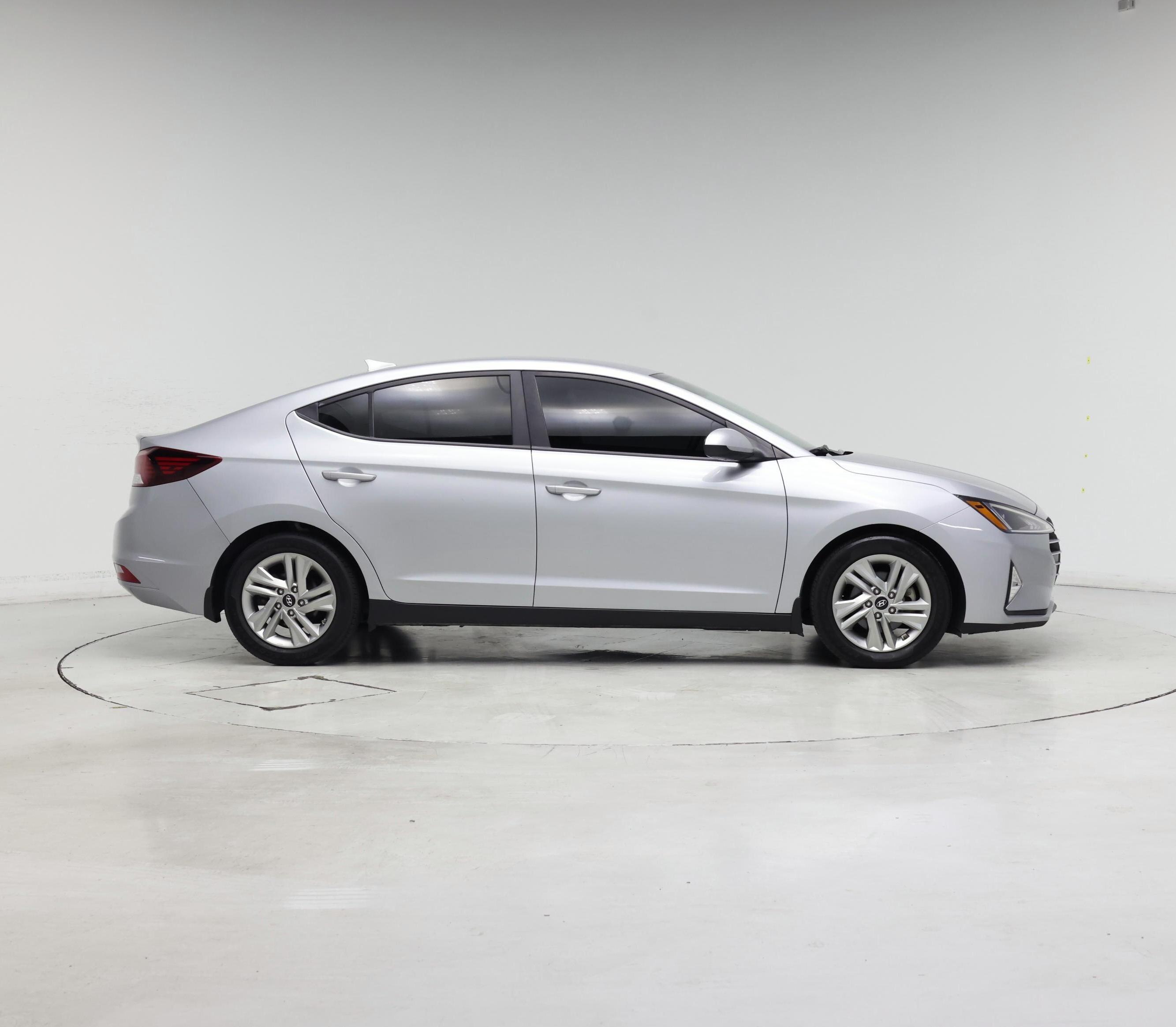Thumbnail: 2020 Hyundai Elantra - 7